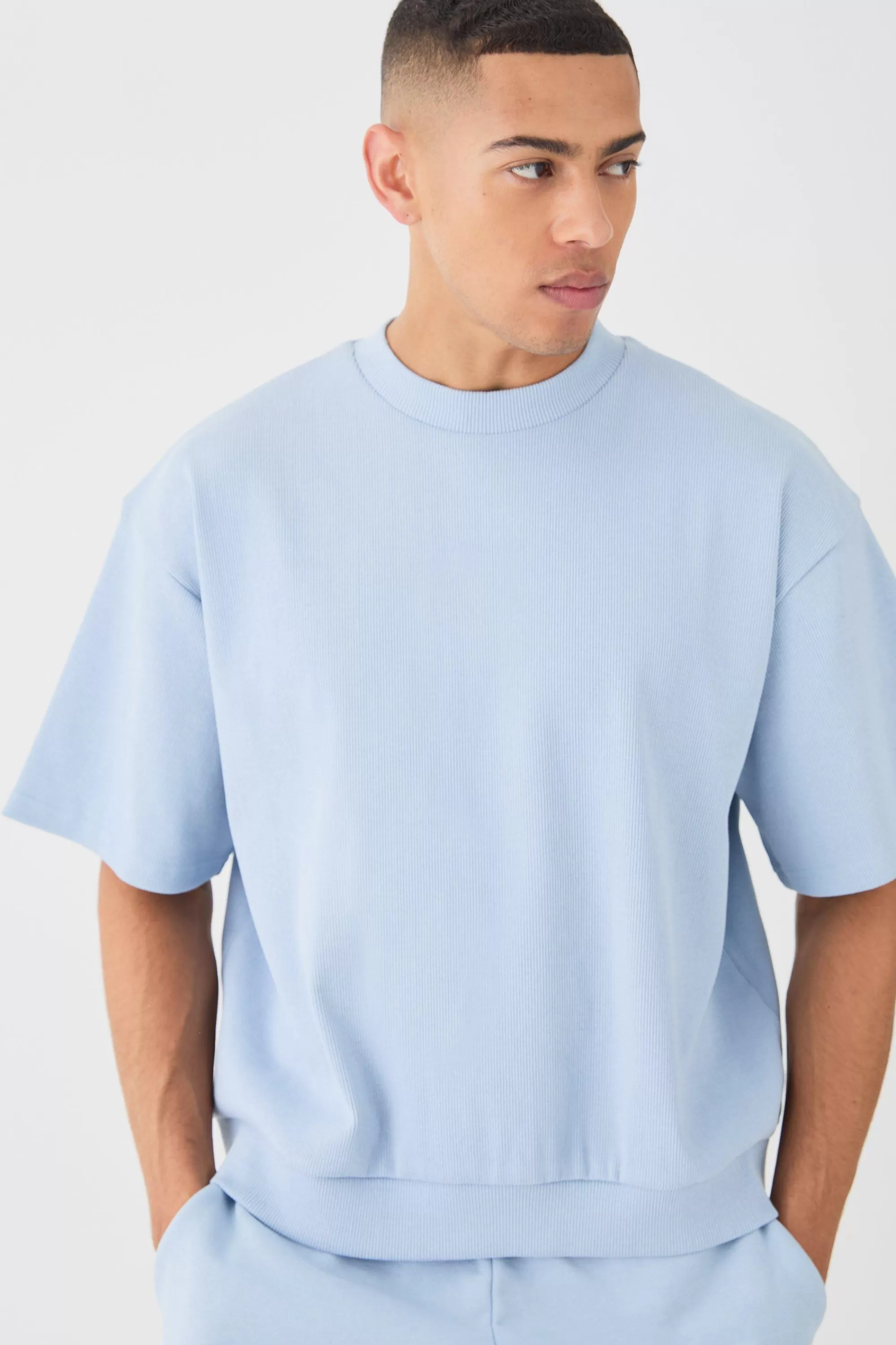 boohooMAN Oversized Boxy Heavyweight Ribbed Short Sleeve Sweatshirt | UK