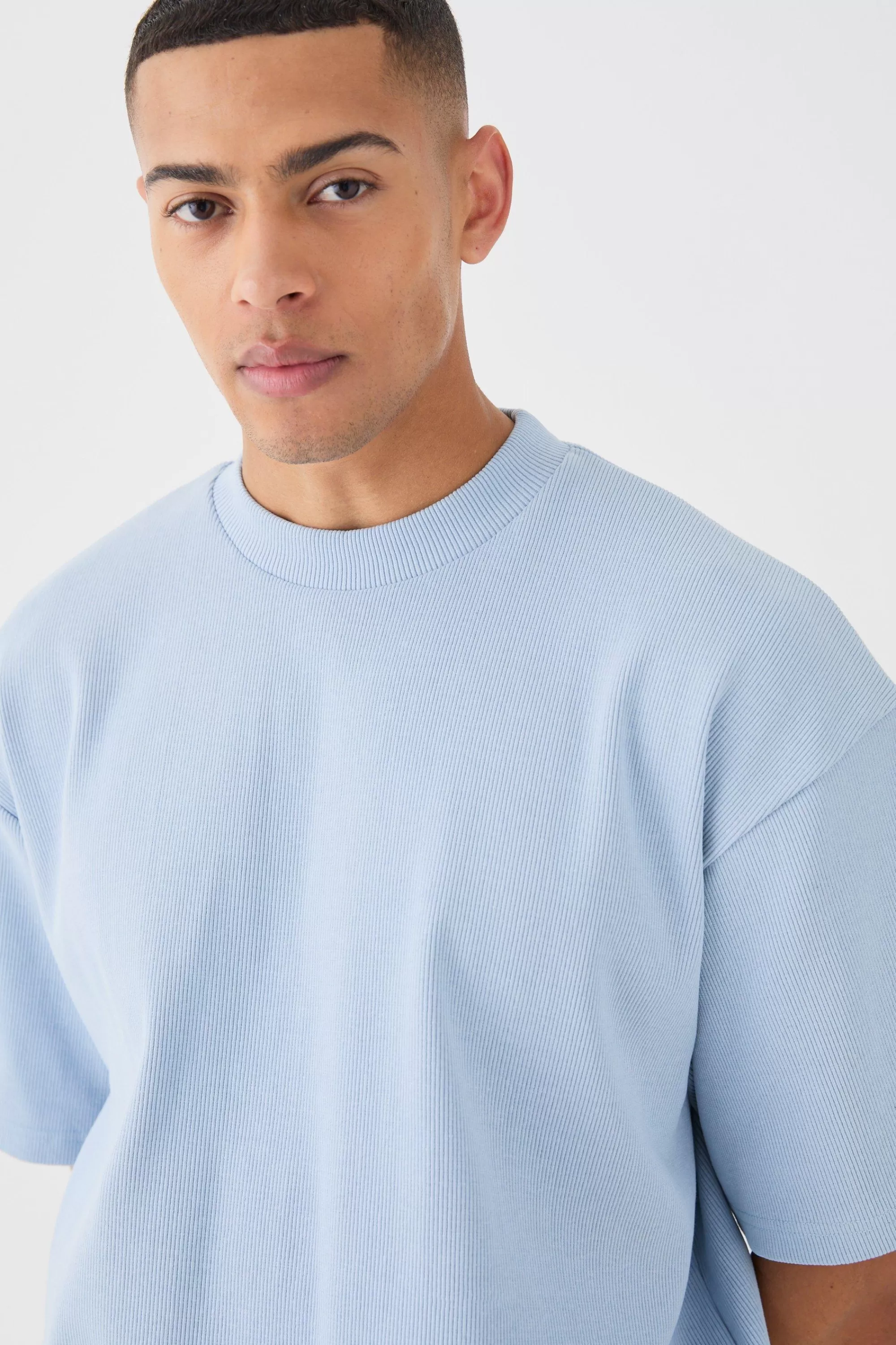 boohooMAN Oversized Boxy Heavyweight Ribbed Short Sleeve Sweatshirt | UK