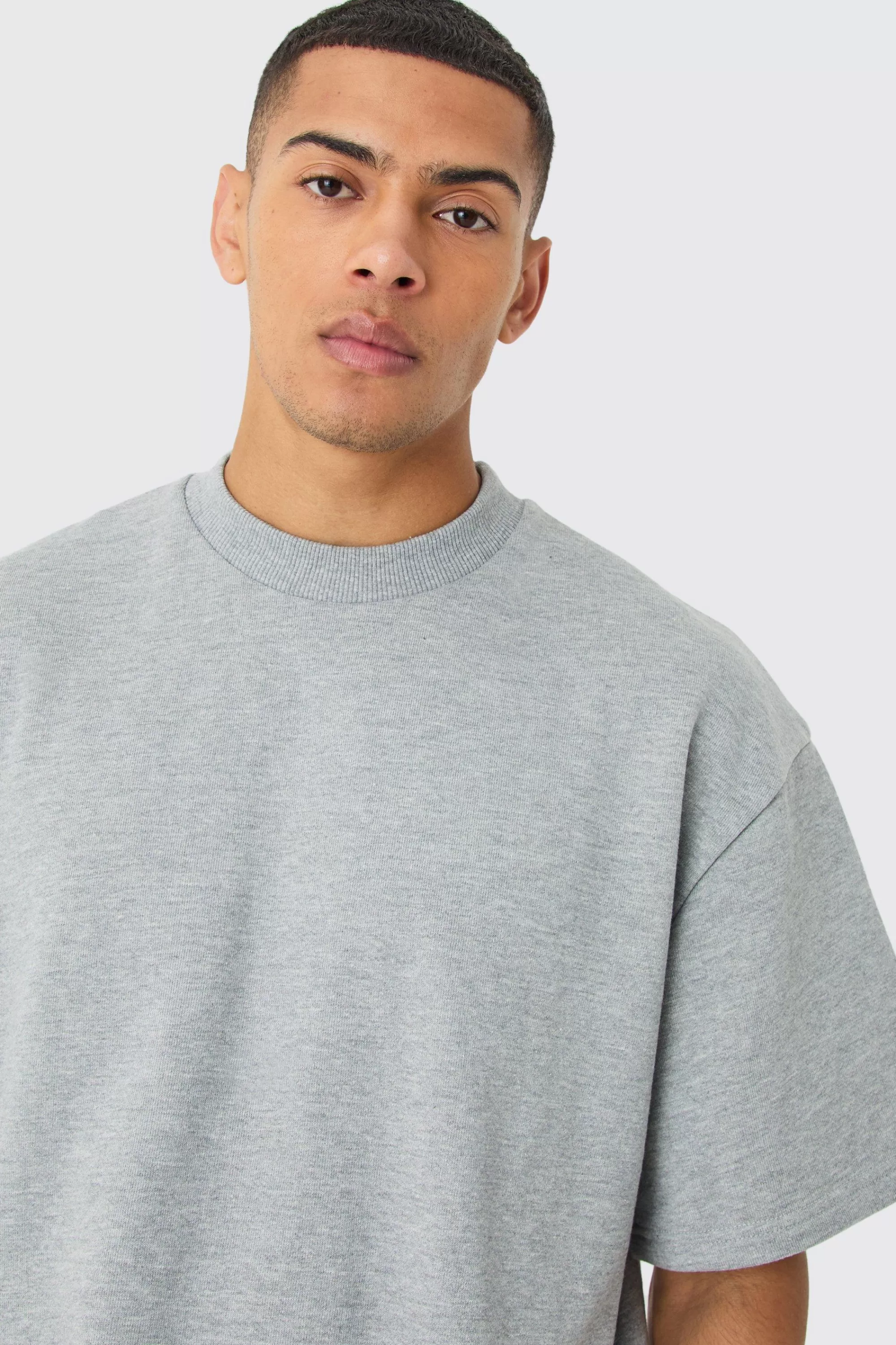 boohooMAN Oversized Boxy Heavyweight Short Sleeve Sweatshirt | UK