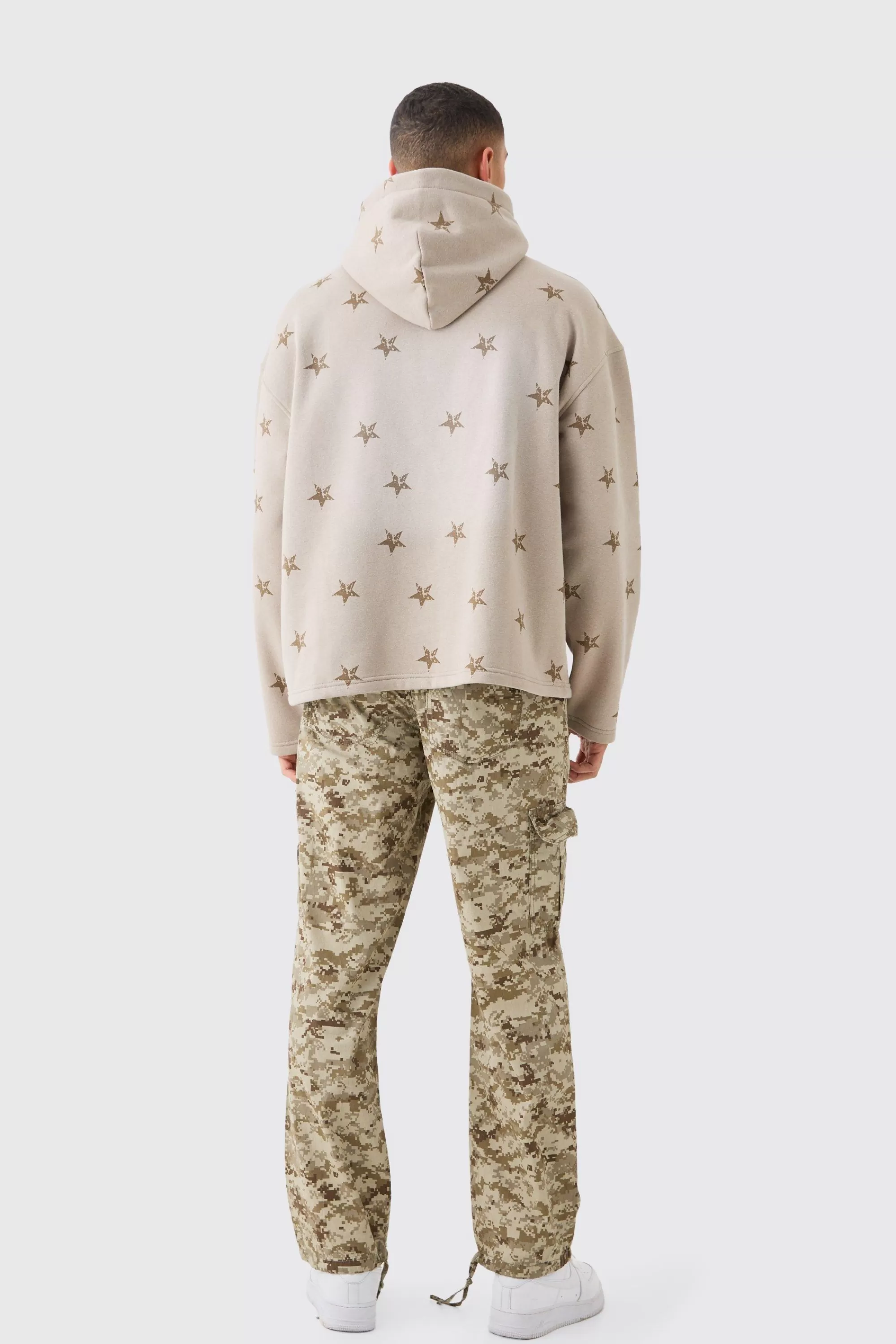 boohooMAN Oversized Drop Shoulder Washed Star Official Hoodie | UK