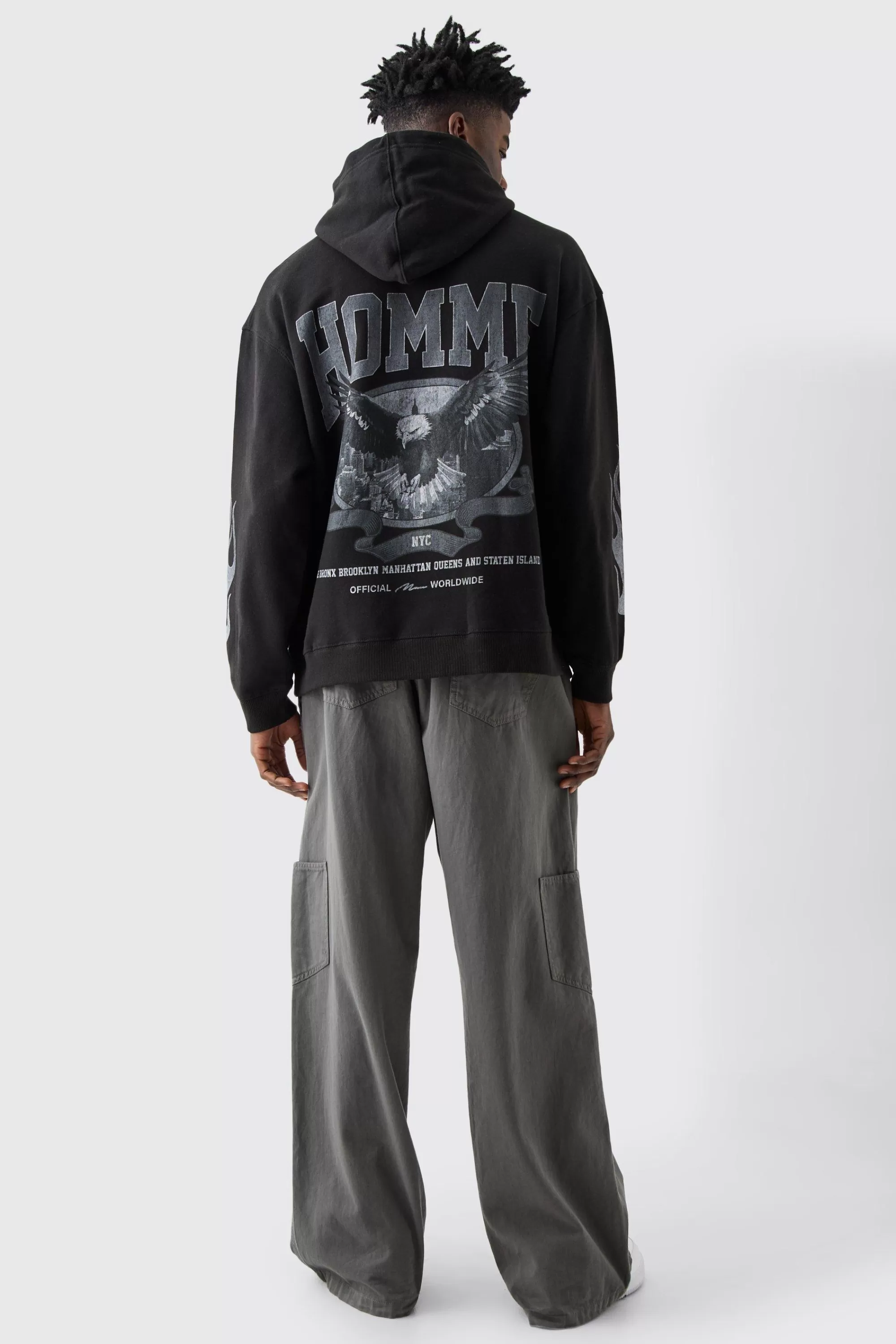 boohooMAN Oversized Eagle Homme Hoodie | UK