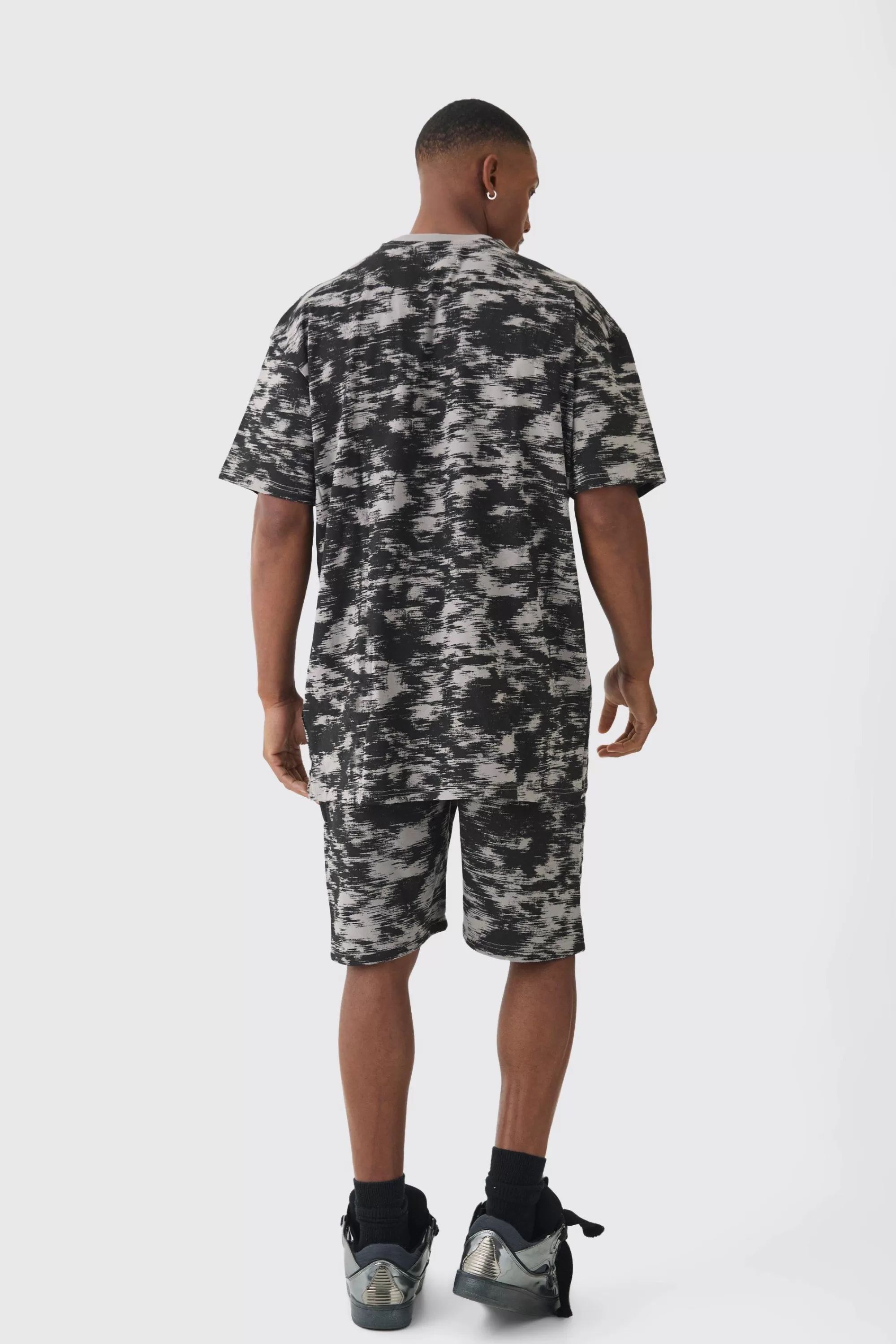 boohooMAN Oversized Extended Neck OFCL Concrete Print T-shirt & Short Set | UK
