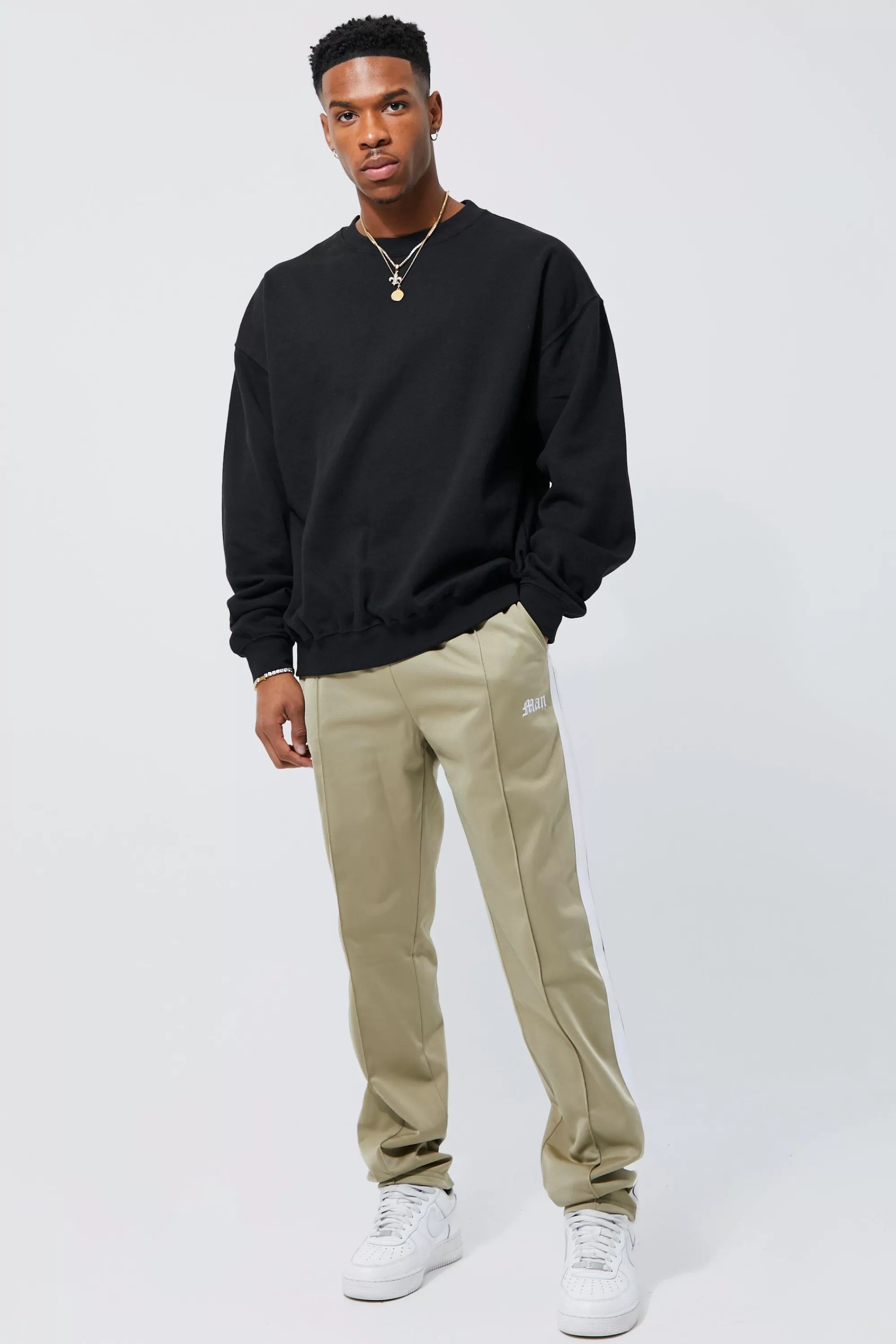 boohooMAN Oversized Floral Back Graphic Sweatshirt | UK