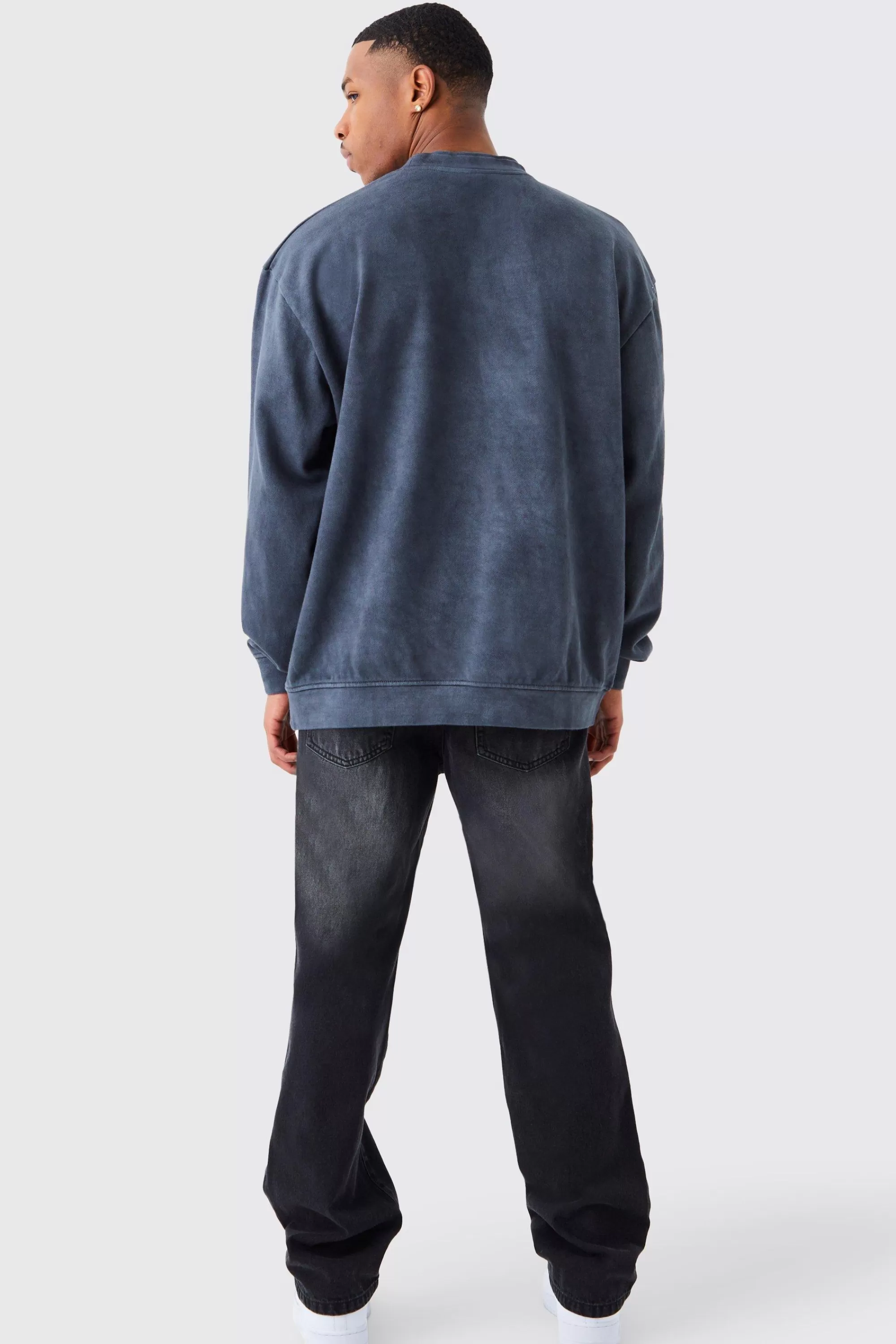 boohooMAN Oversized Heavy Washed Graphic Sweatshirt | UK