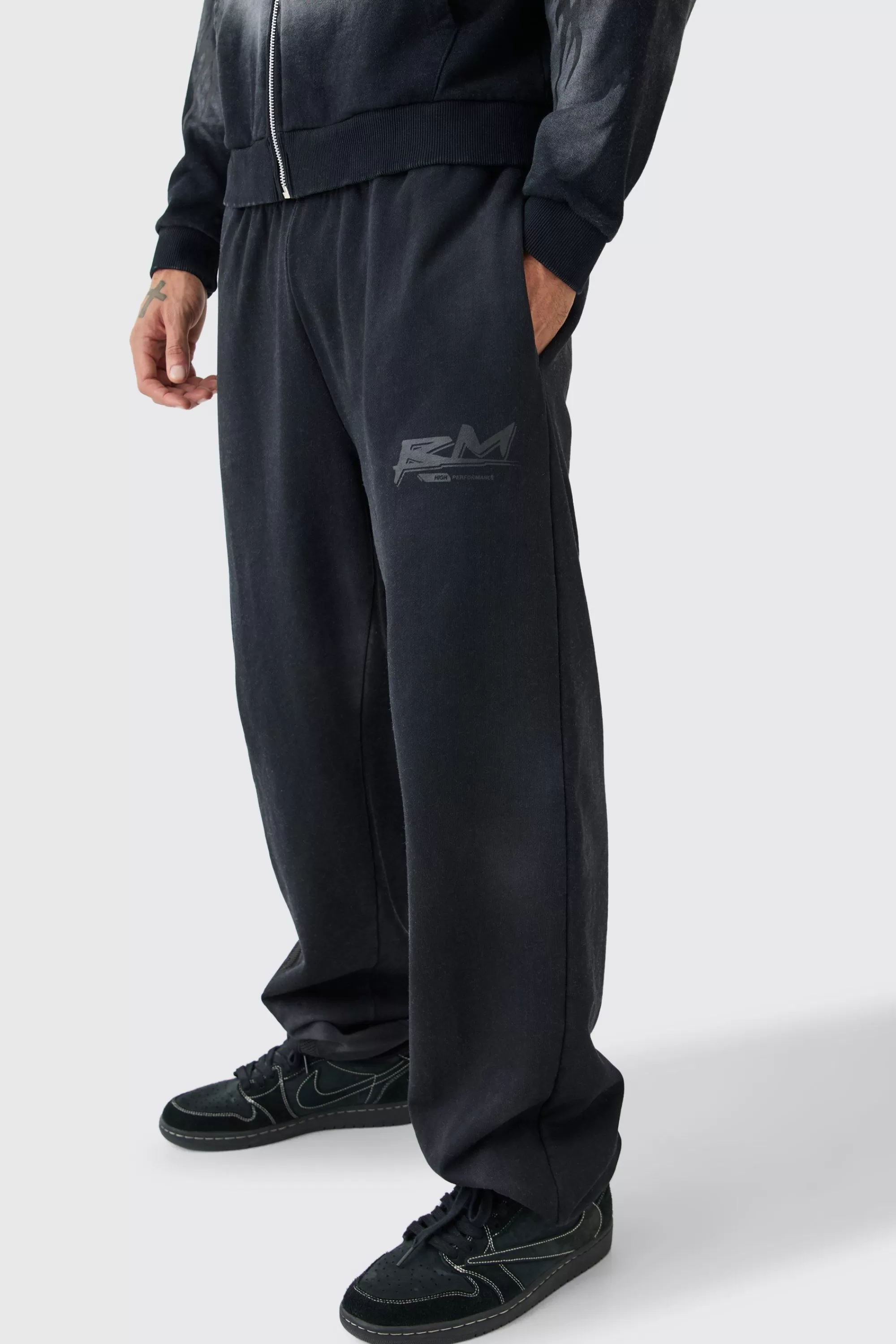 boohooMAN Oversized Heavy Washed Jogger | UK