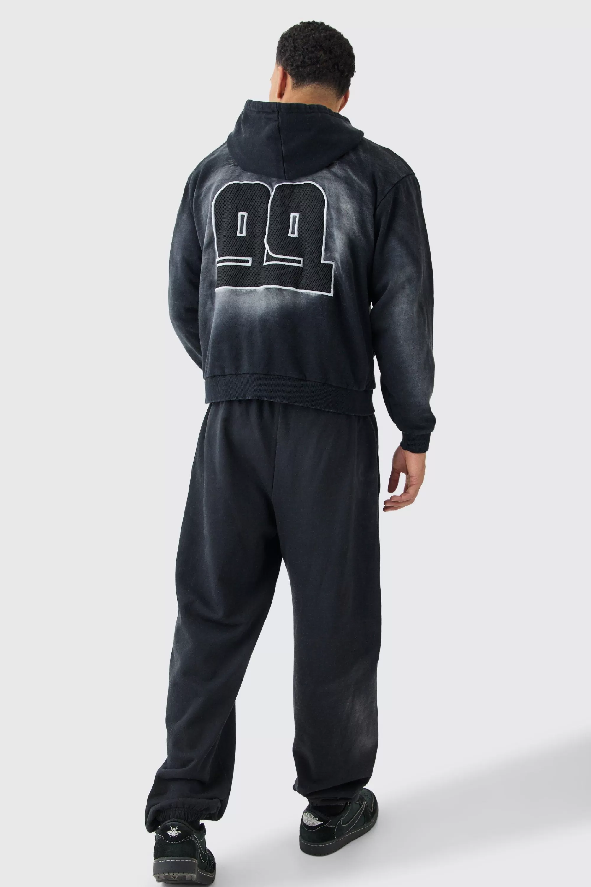 boohooMAN Oversized Heavy Washed Jogger | UK