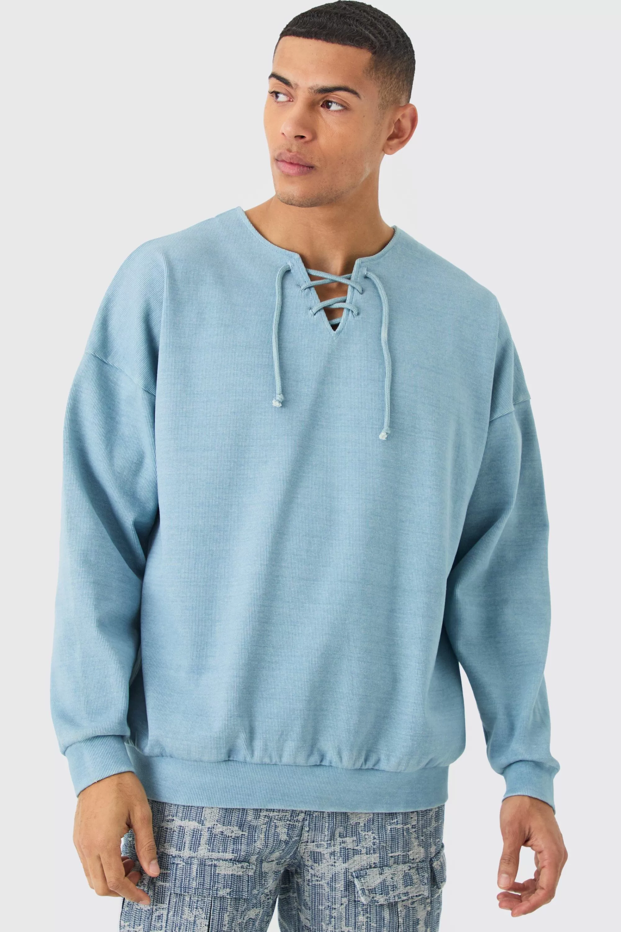 boohooMAN Oversized Heavyweight Ribbed Washed Varsity Hockey Sweatshirt | UK