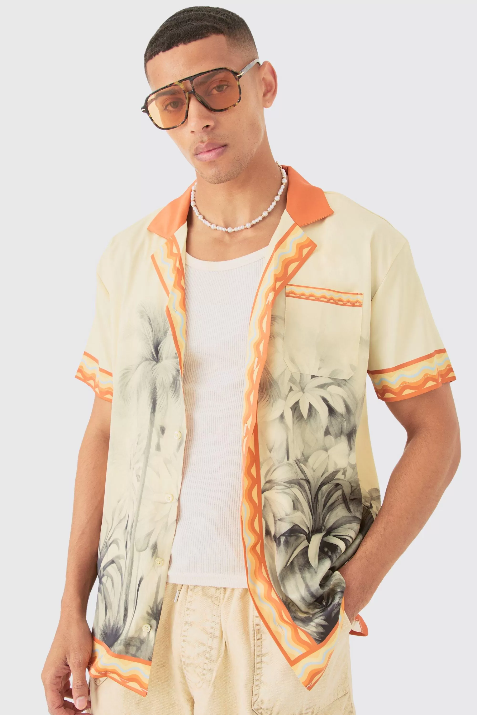 boohooMAN Oversized Revere Boarder Short Sleeve Shirt | UK
