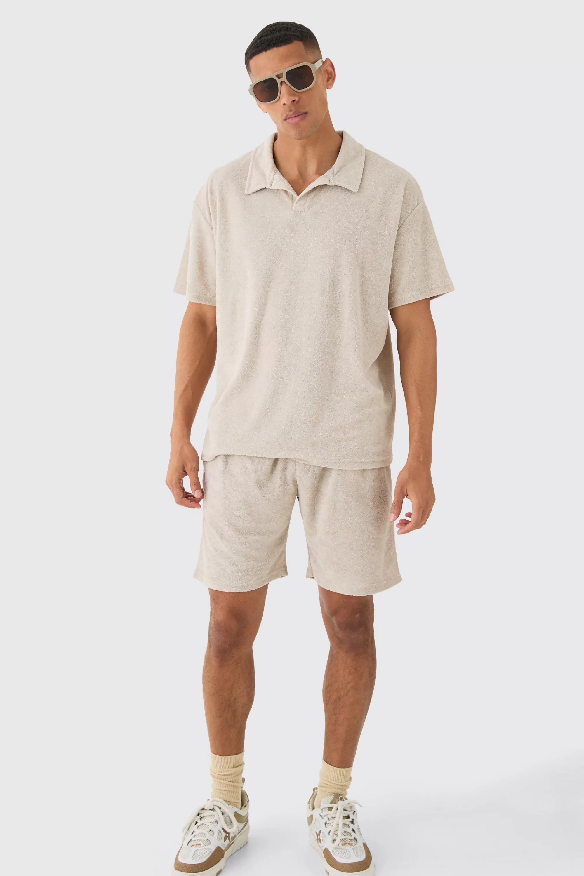 boohooMAN Oversized Revere Towelling Polo & Shorts Set | UK
