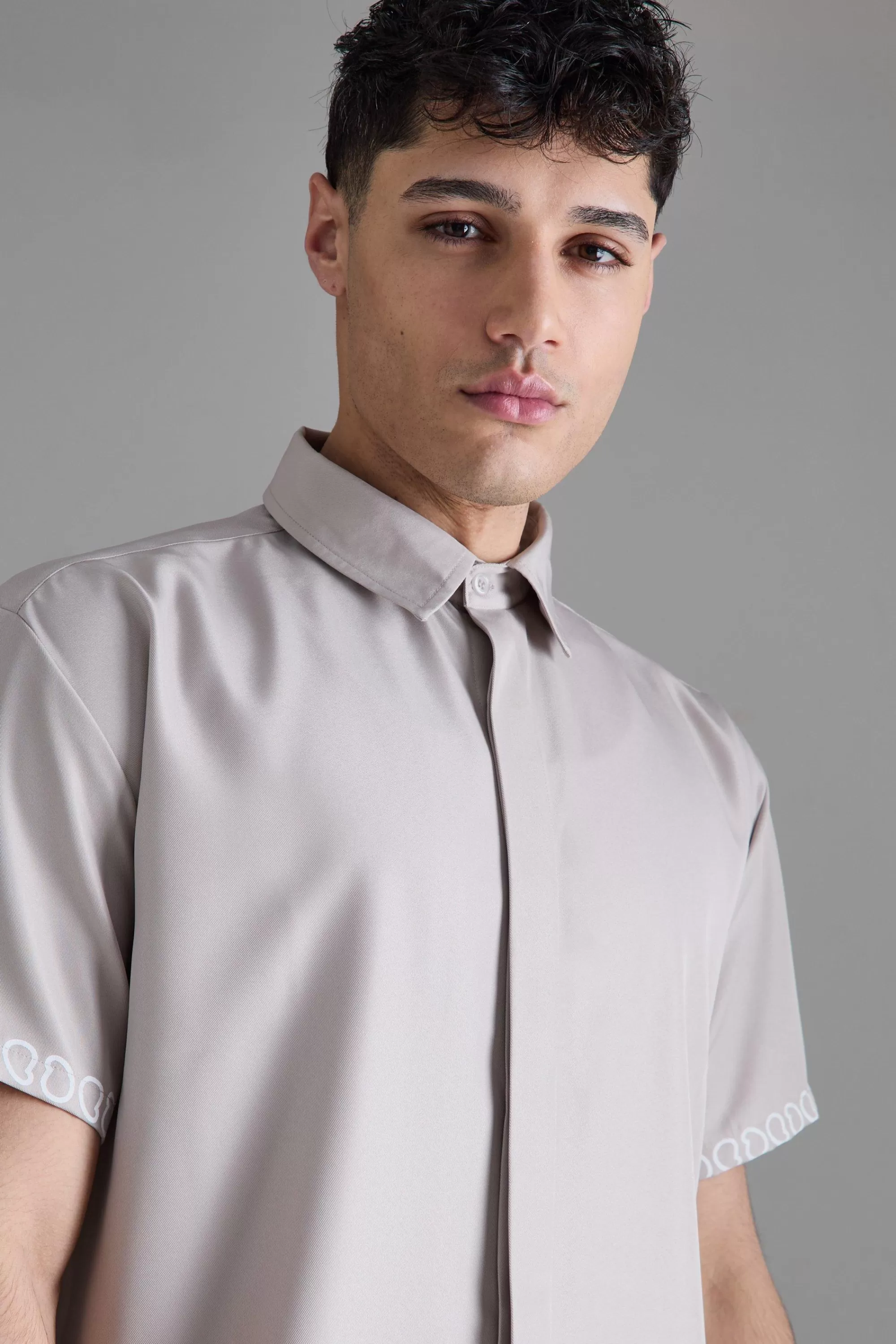 boohooMAN Oversized Soft Twill Printed Hem Shirt | UK