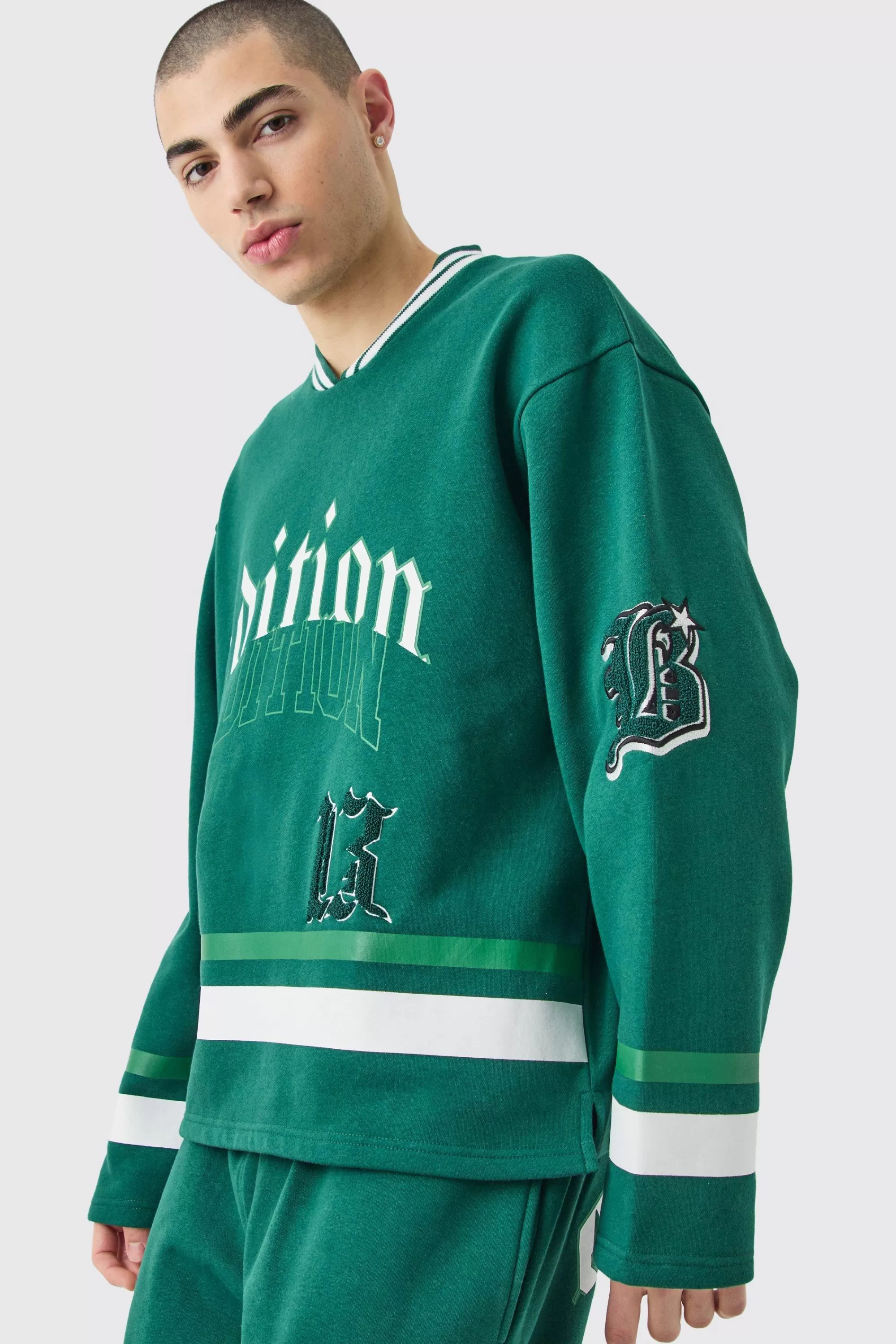 boohooMAN Oversized Varsity Applique V Neck Sweatshirt Tracksuit | UK