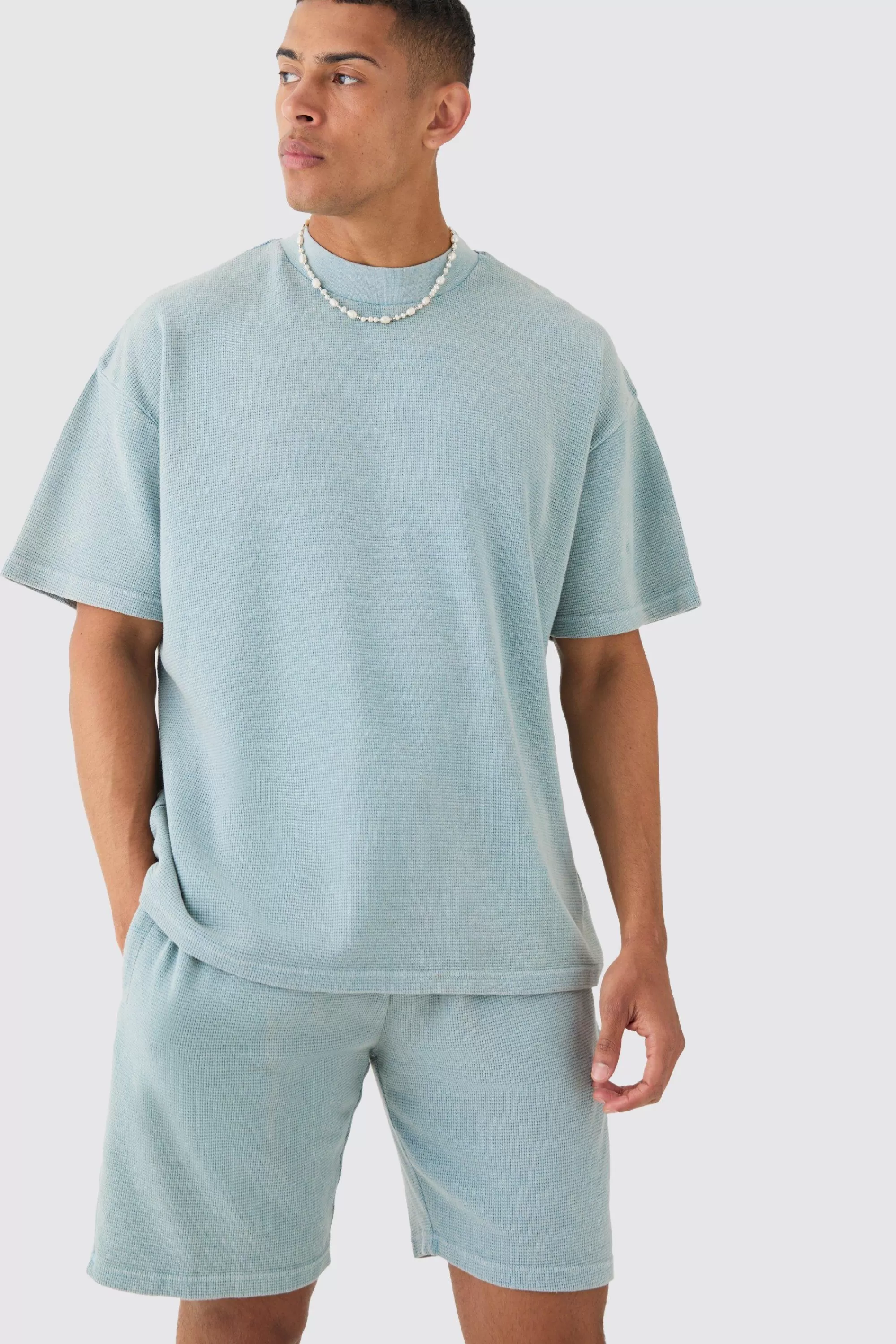 boohooMAN Oversized Washed Heavyweight Waffle T-shirt & Shorts Set | UK