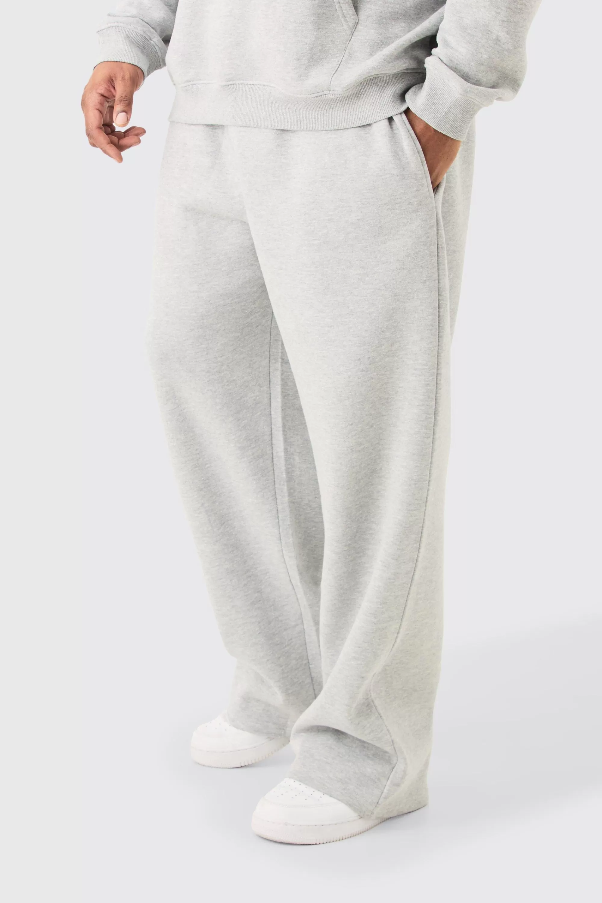 boohooMAN Plus Basic Relaxed Fit Jogger In | UK