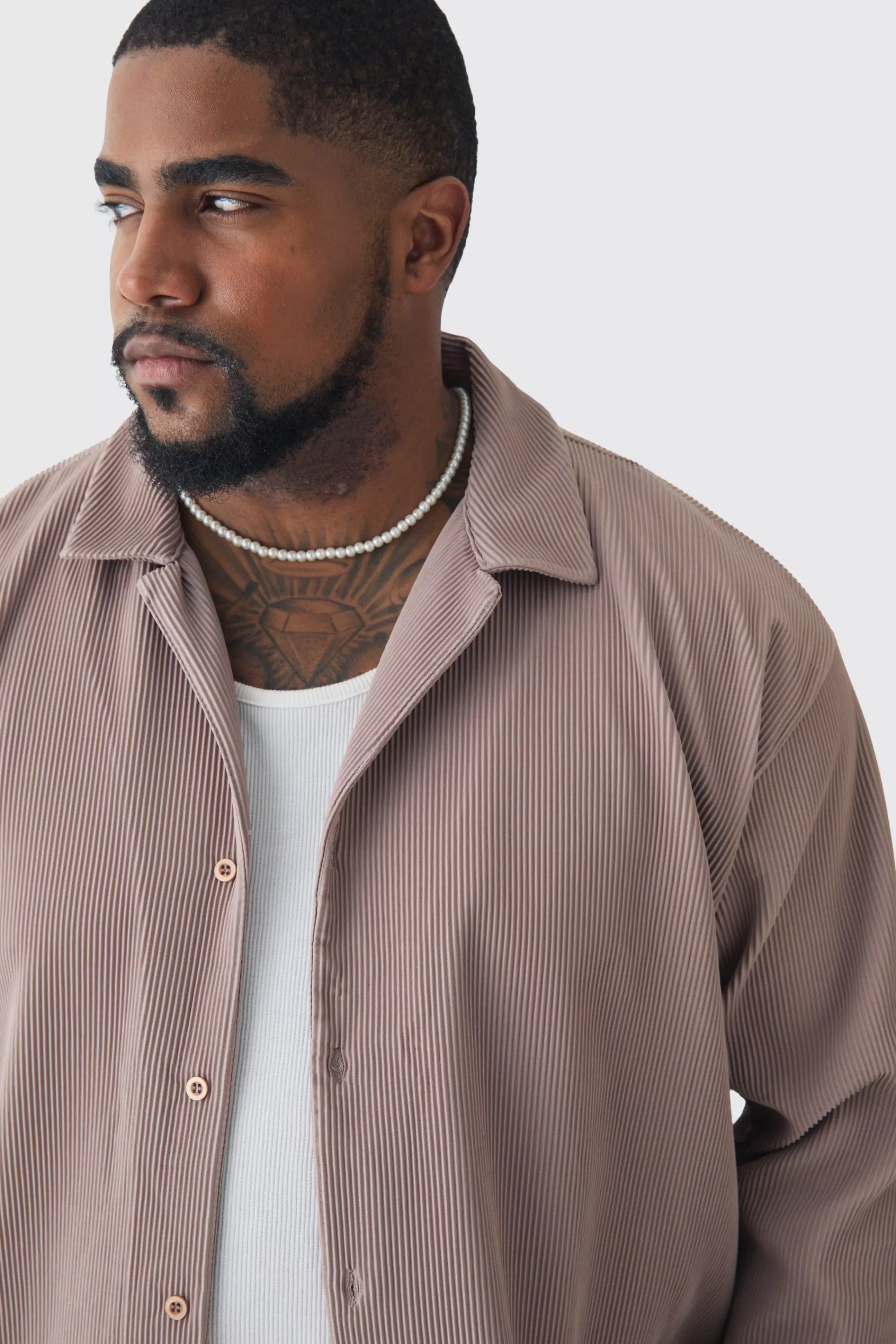 boohooMAN Plus Drop Revere Long Sleeve Pleated Shirt In | UK