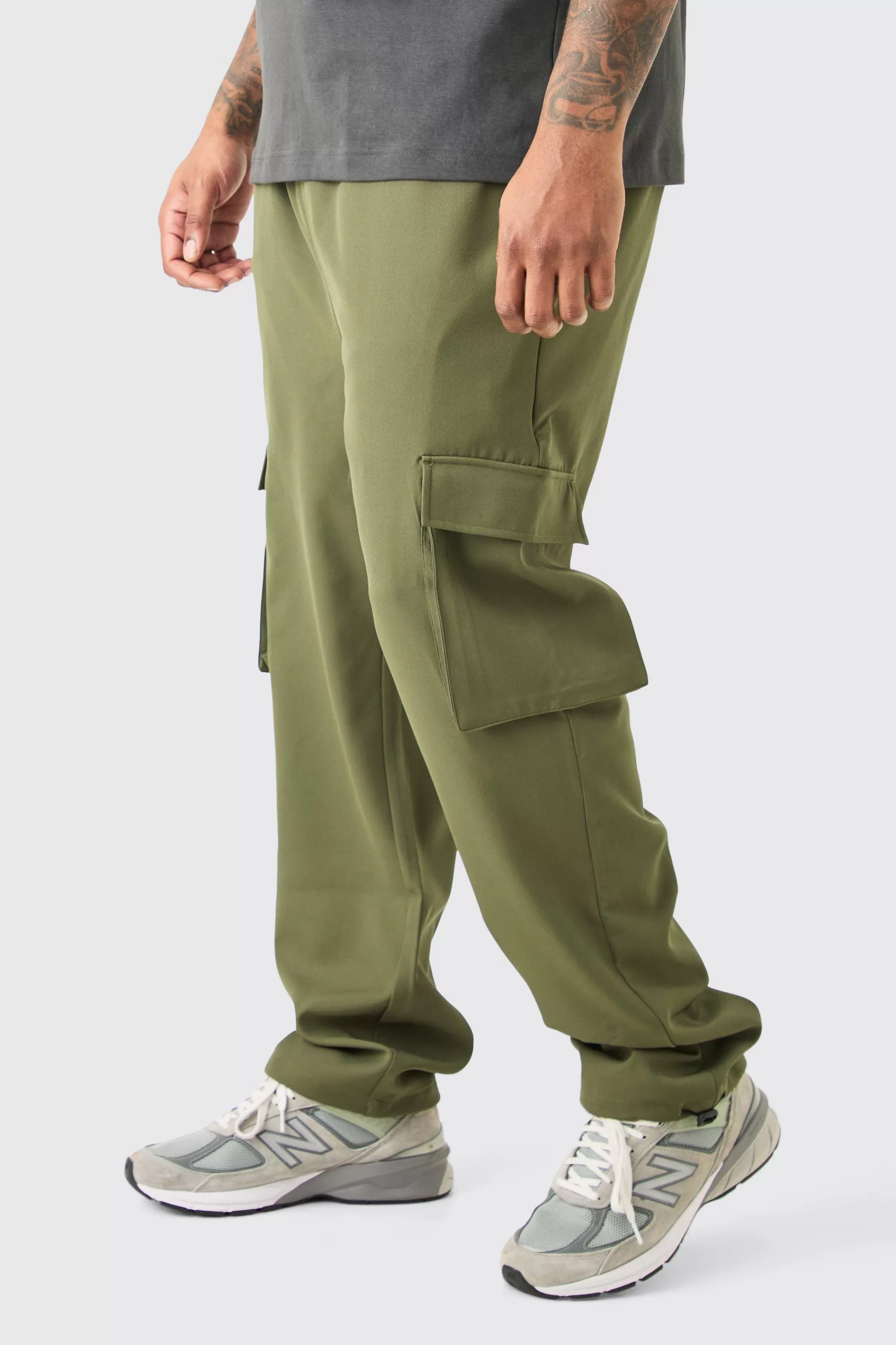 boohooMAN Plus Elastic Lightweight Skinny Cargo Trouser | UK