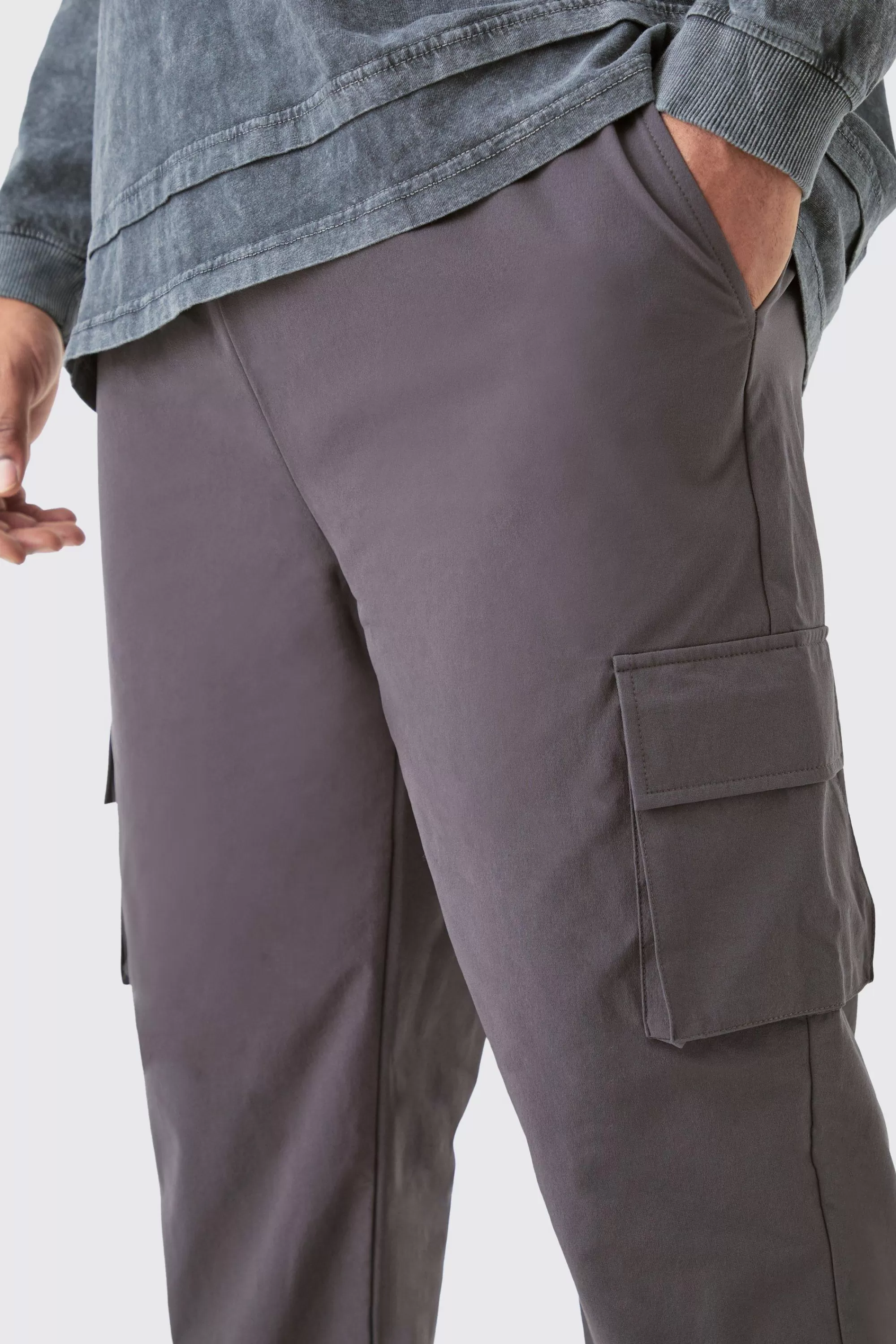 boohooMAN Plus Elastic Waist Lightweight Stretch Skinny Cargo Trouser | UK