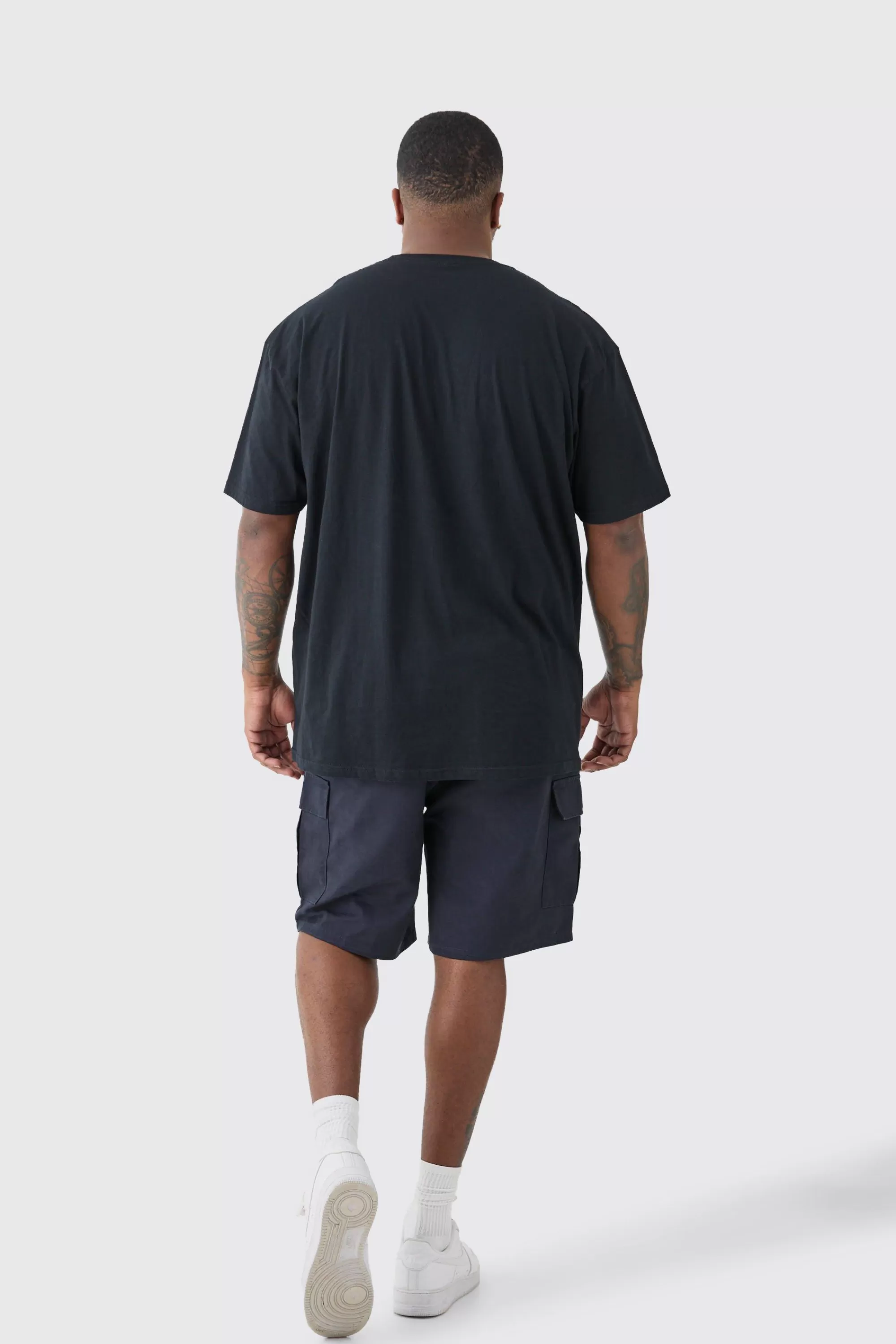 boohooMAN Plus Elasticated Waist Relaxed Fit Cargo Shorts | UK