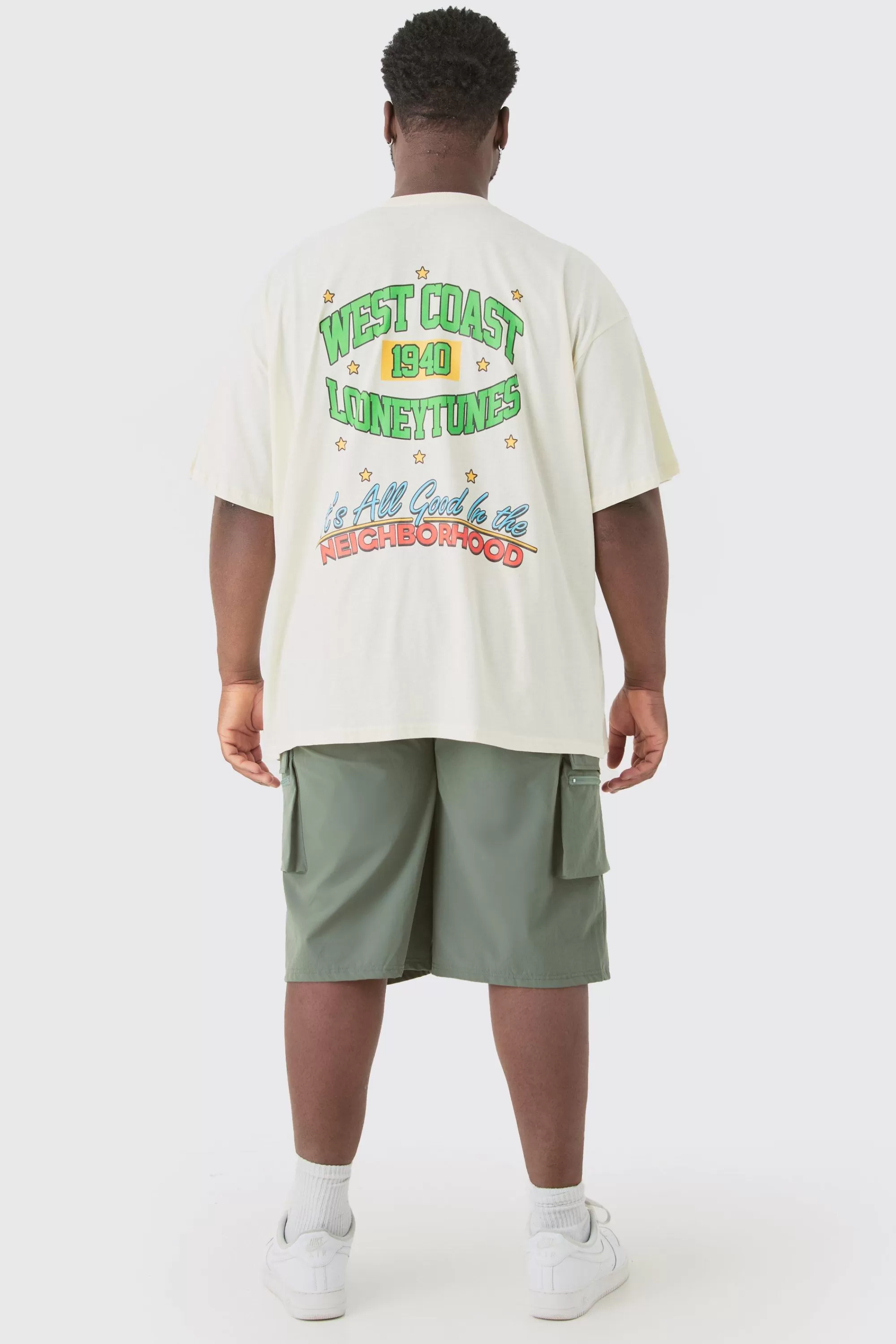 boohooMAN Plus Elasticated Waist Relaxed Lightweight Stretch Cargo Short | UK