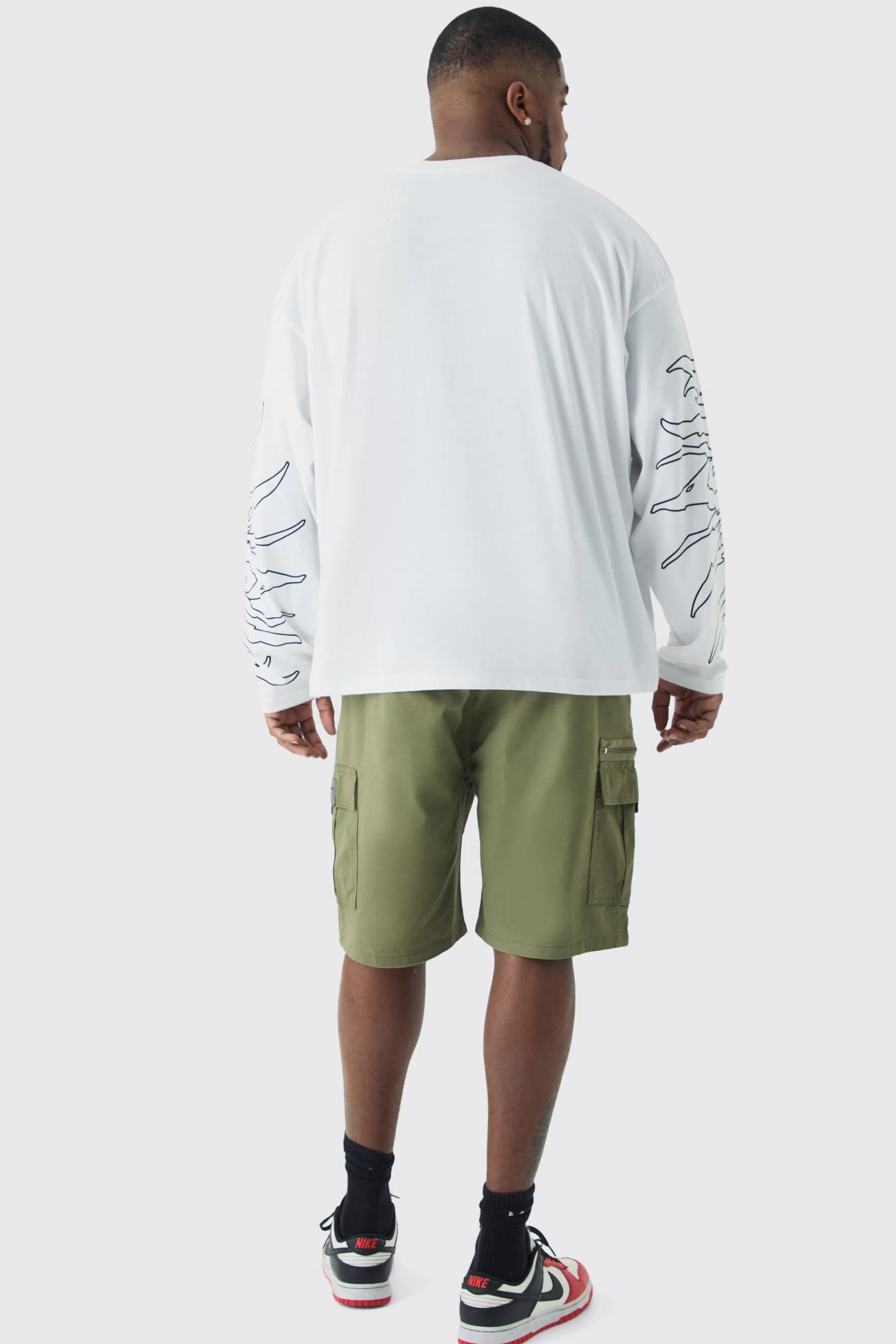 boohooMAN Plus Fixed Waist Twill Relaxed Cargo Zip Detail Tab Short | UK