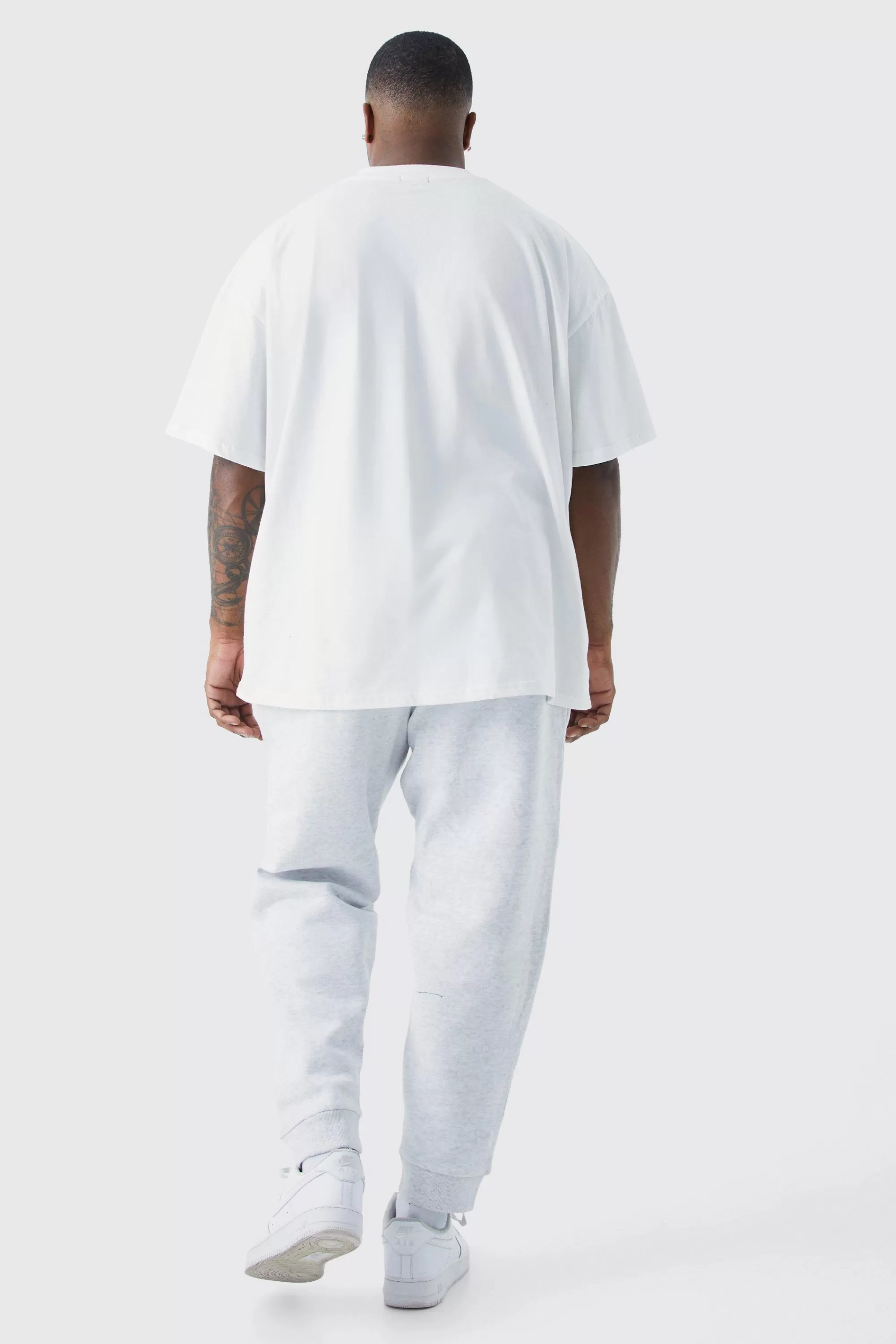 boohooMAN Plus Man Core Fit Jogger | UK