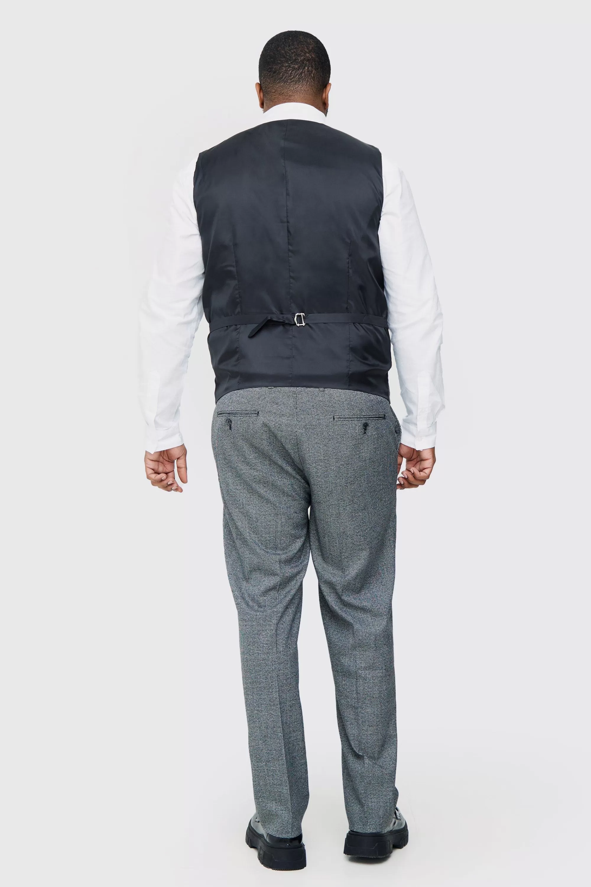 boohooMAN Plus Mini Dogtooth Waistcoat | UK