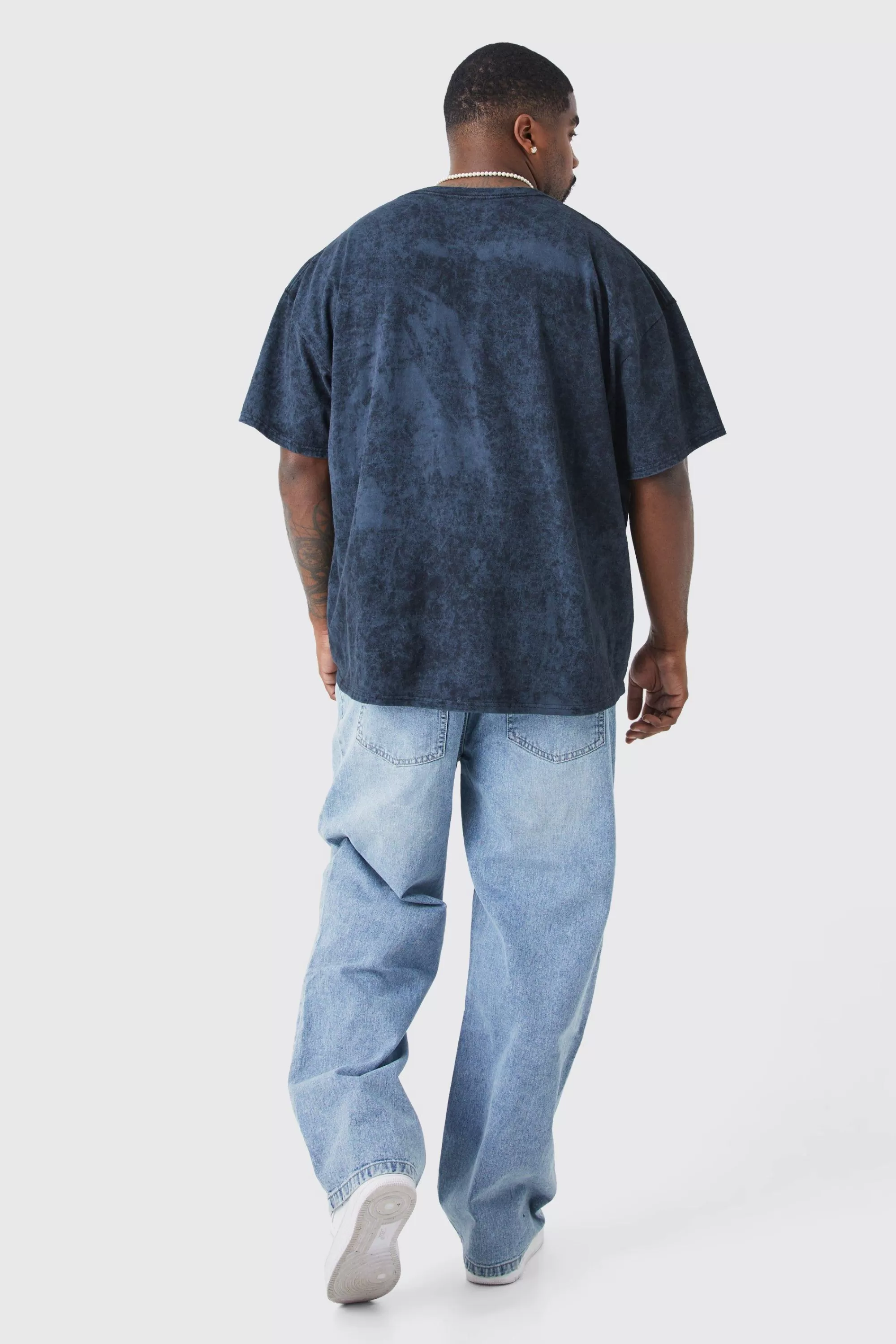 boohooMAN Plus Relaxed Rigid Jean | UK