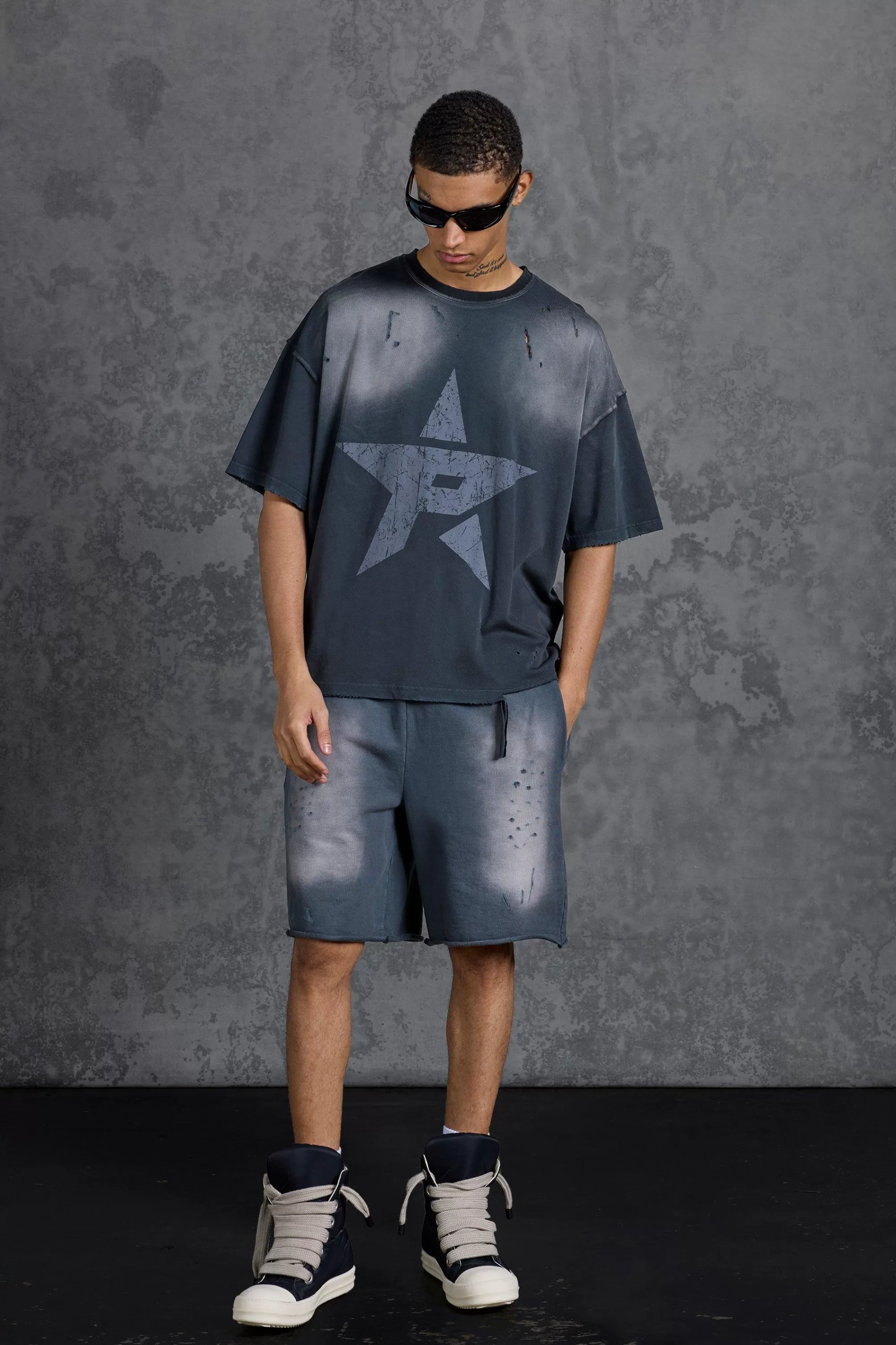boohooMAN P-Star Loose Fit Washed Jersey Shorts With Distressing | UK
