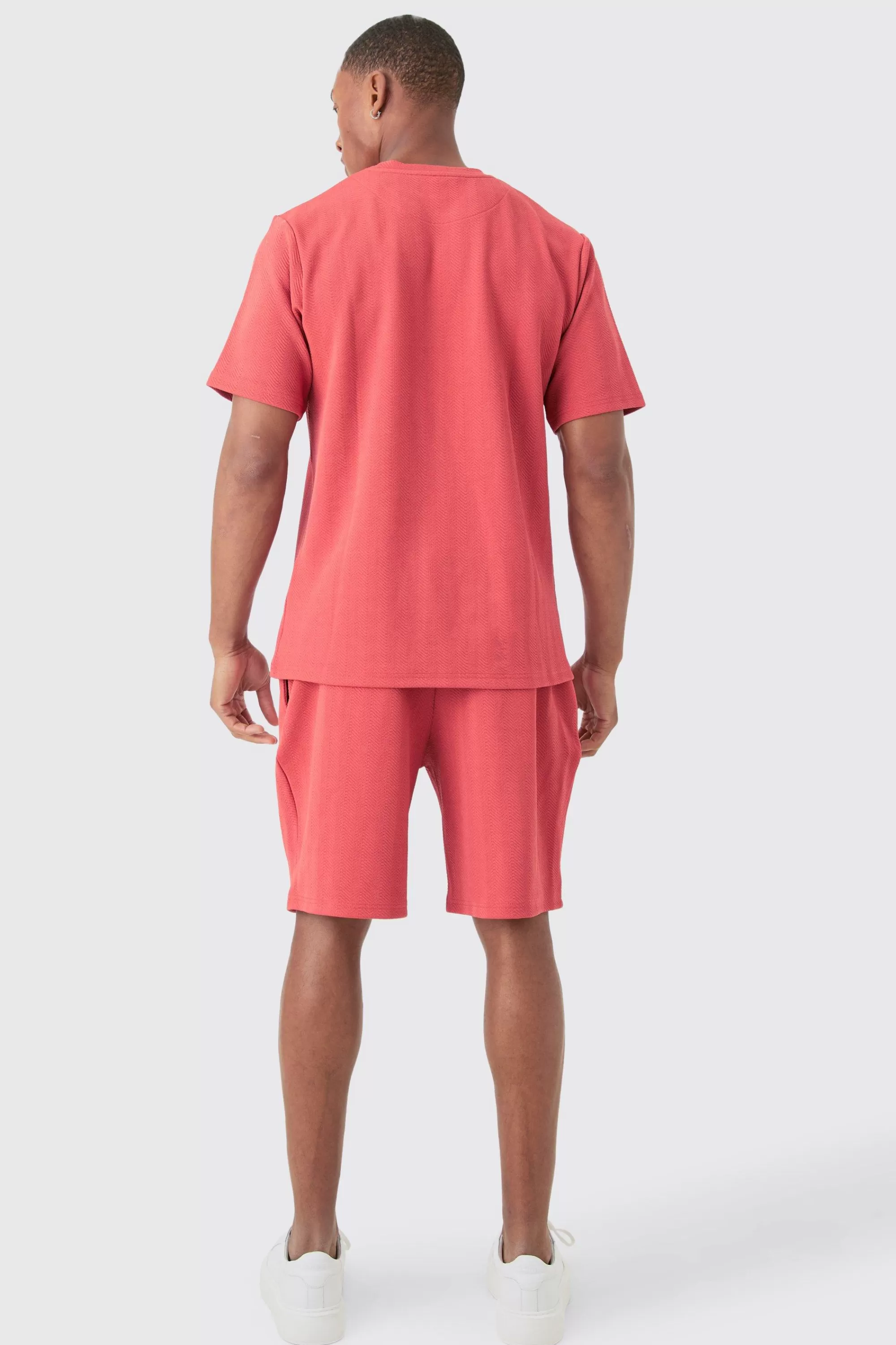 boohooMAN Regular Fit Herringbone T-shirt And Short Set | UK