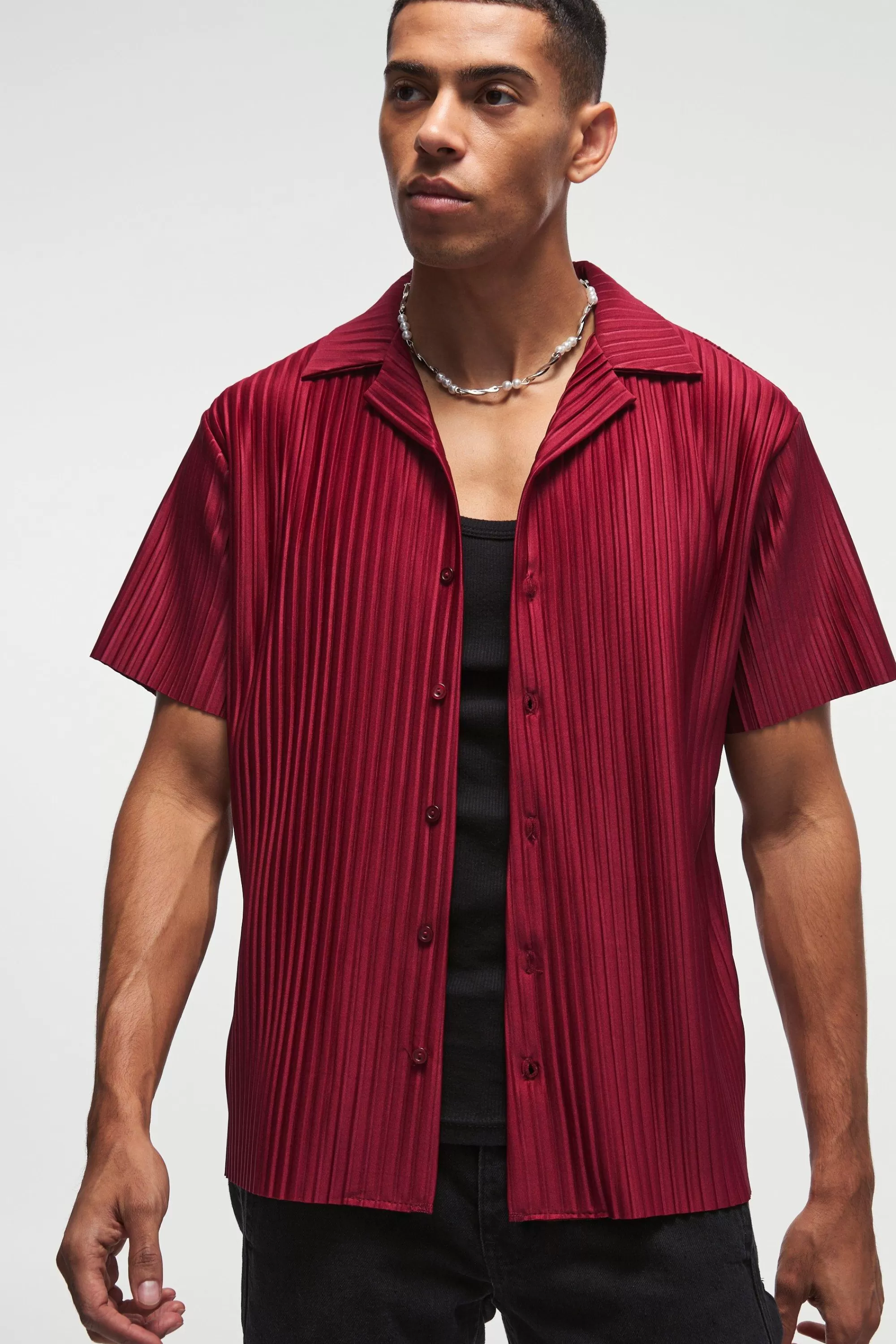 boohooMAN Regular Fit Revere Pleated Shirt | UK