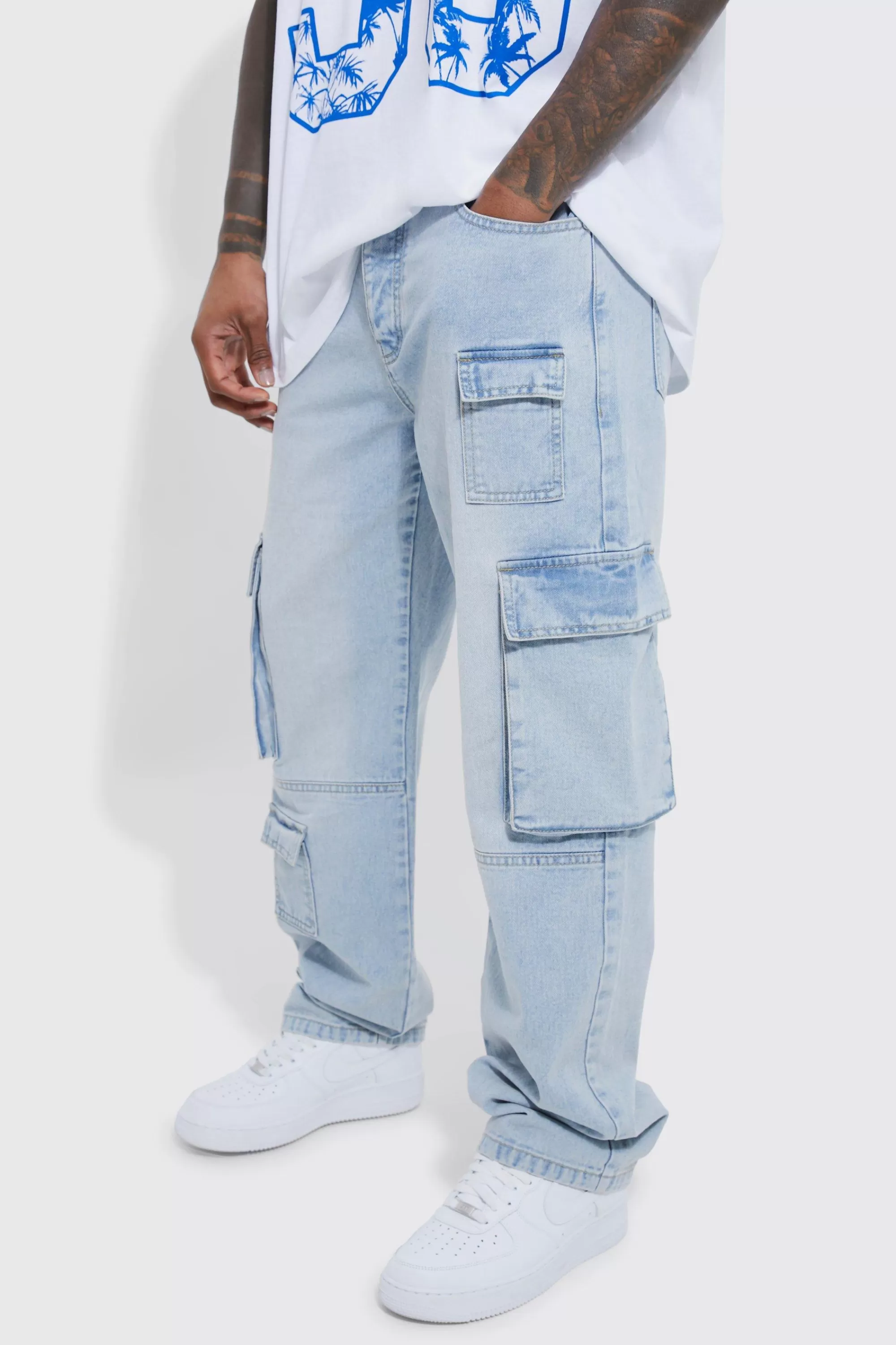 boohooMAN Relaxed Fit Cargo Jeans | UK