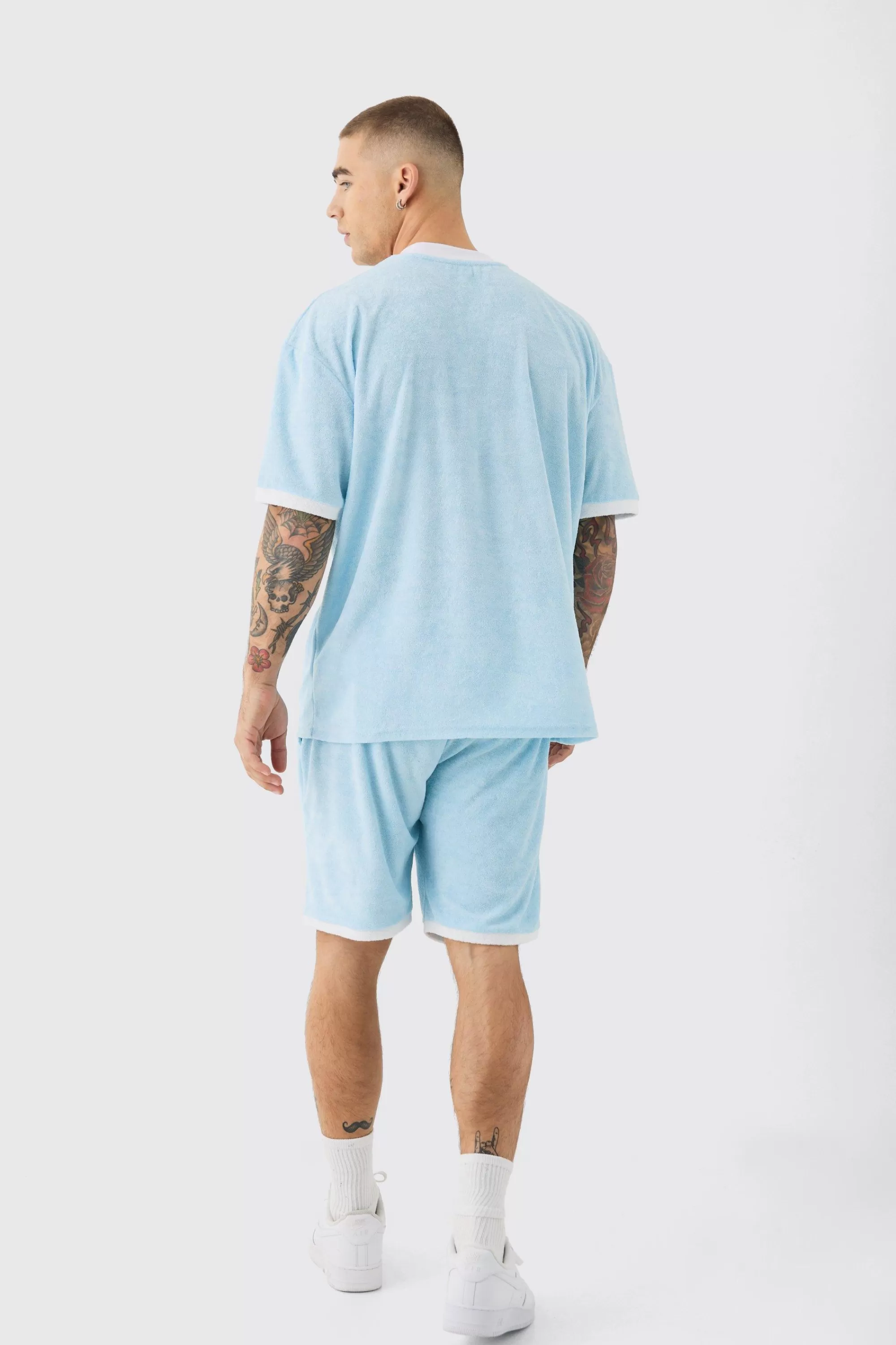 boohooMAN Relaxed Fit Mid Contrast Towelling Shorts | UK