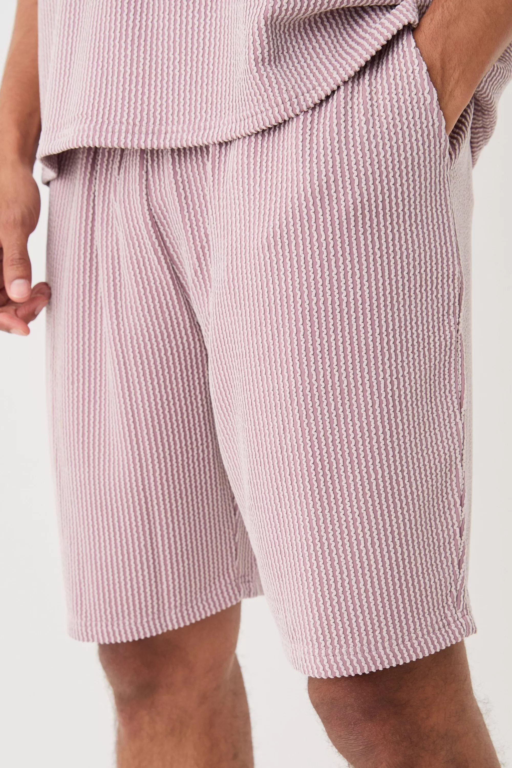 boohooMAN Relaxed Fit Mid Length Stripe Texture Shorts | UK