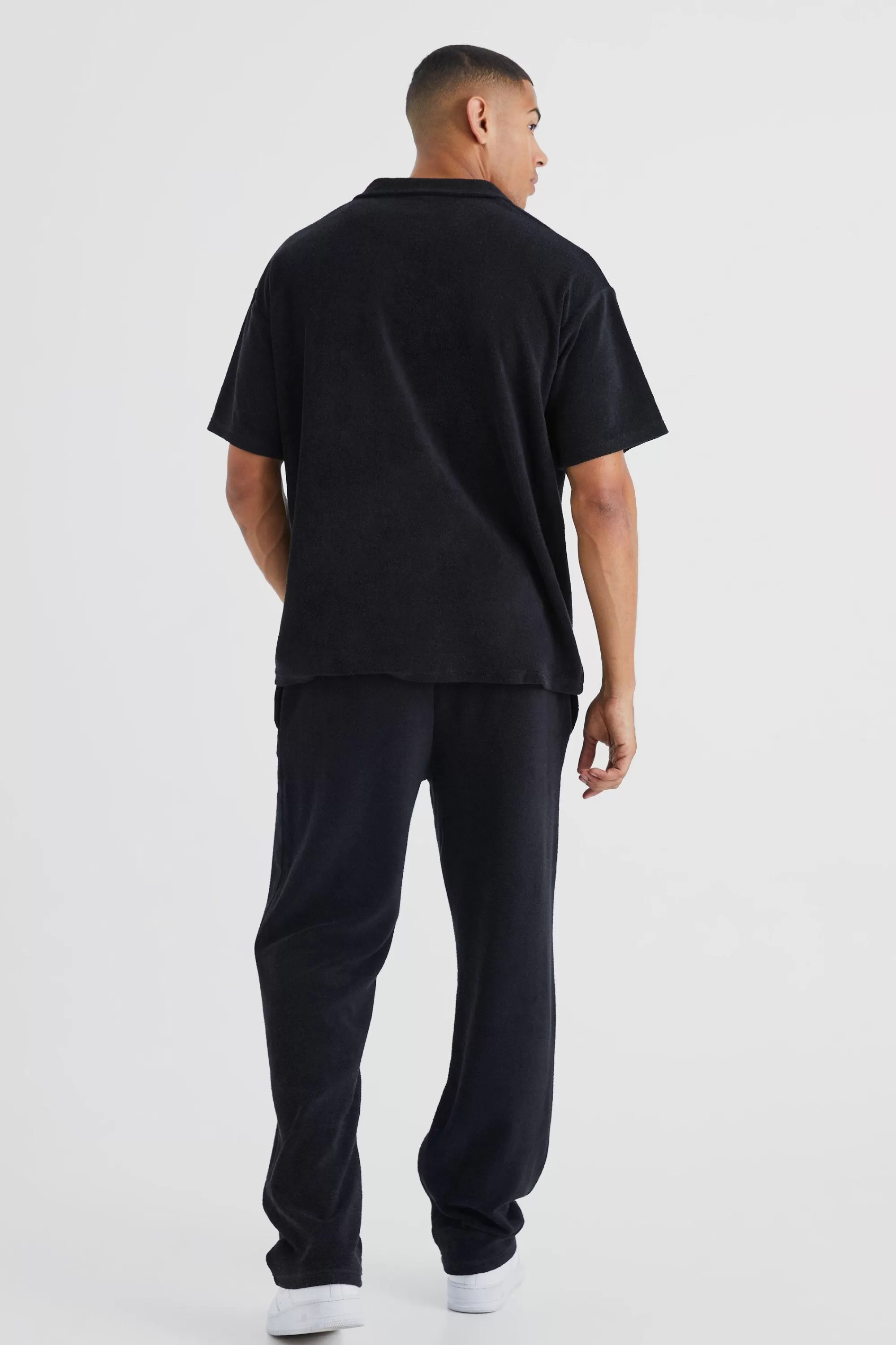 boohooMAN Relaxed Fit Premium Towelling Jogger | UK