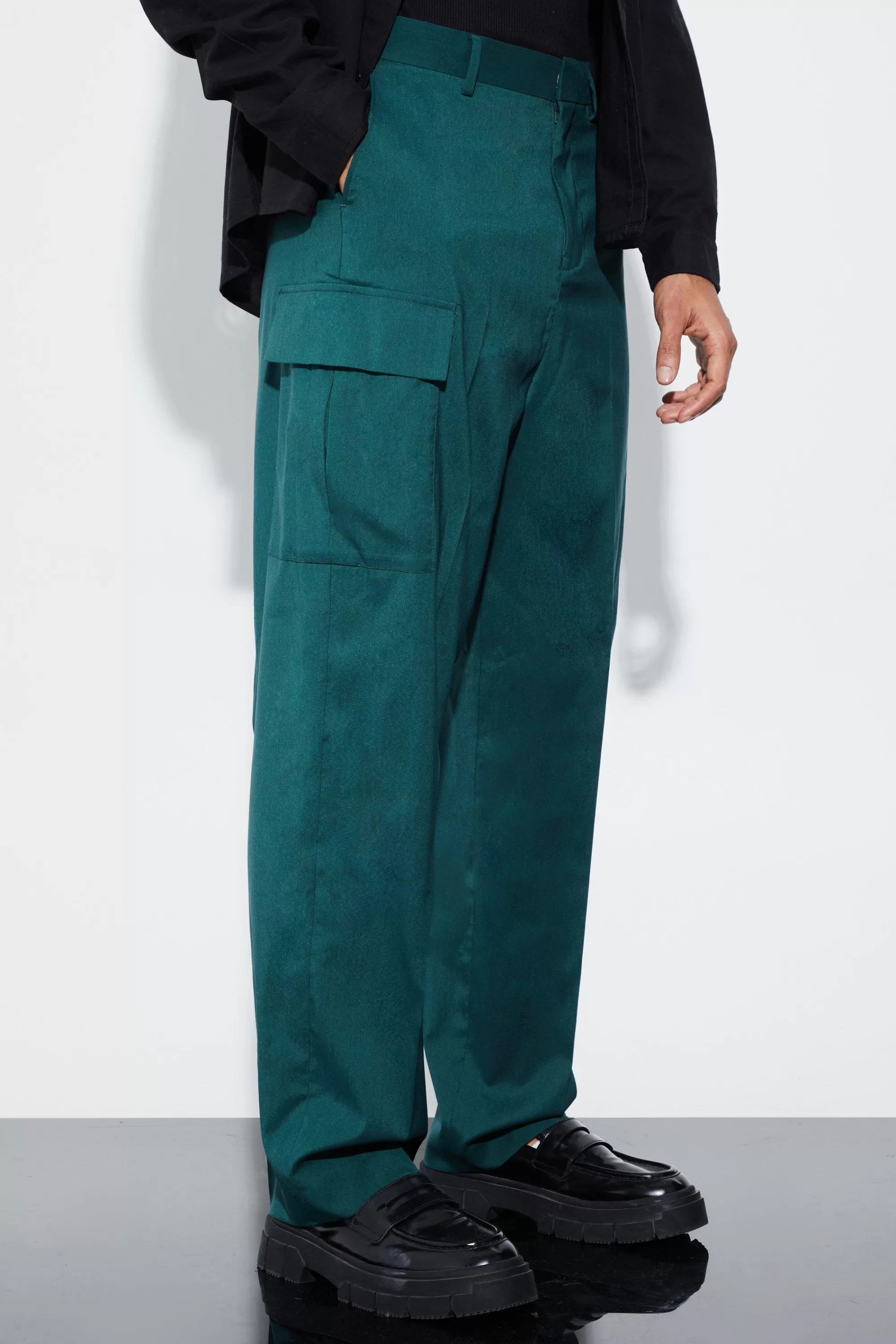 boohooMAN Relaxed Fit Tailored 3d Cargo Trouser | UK