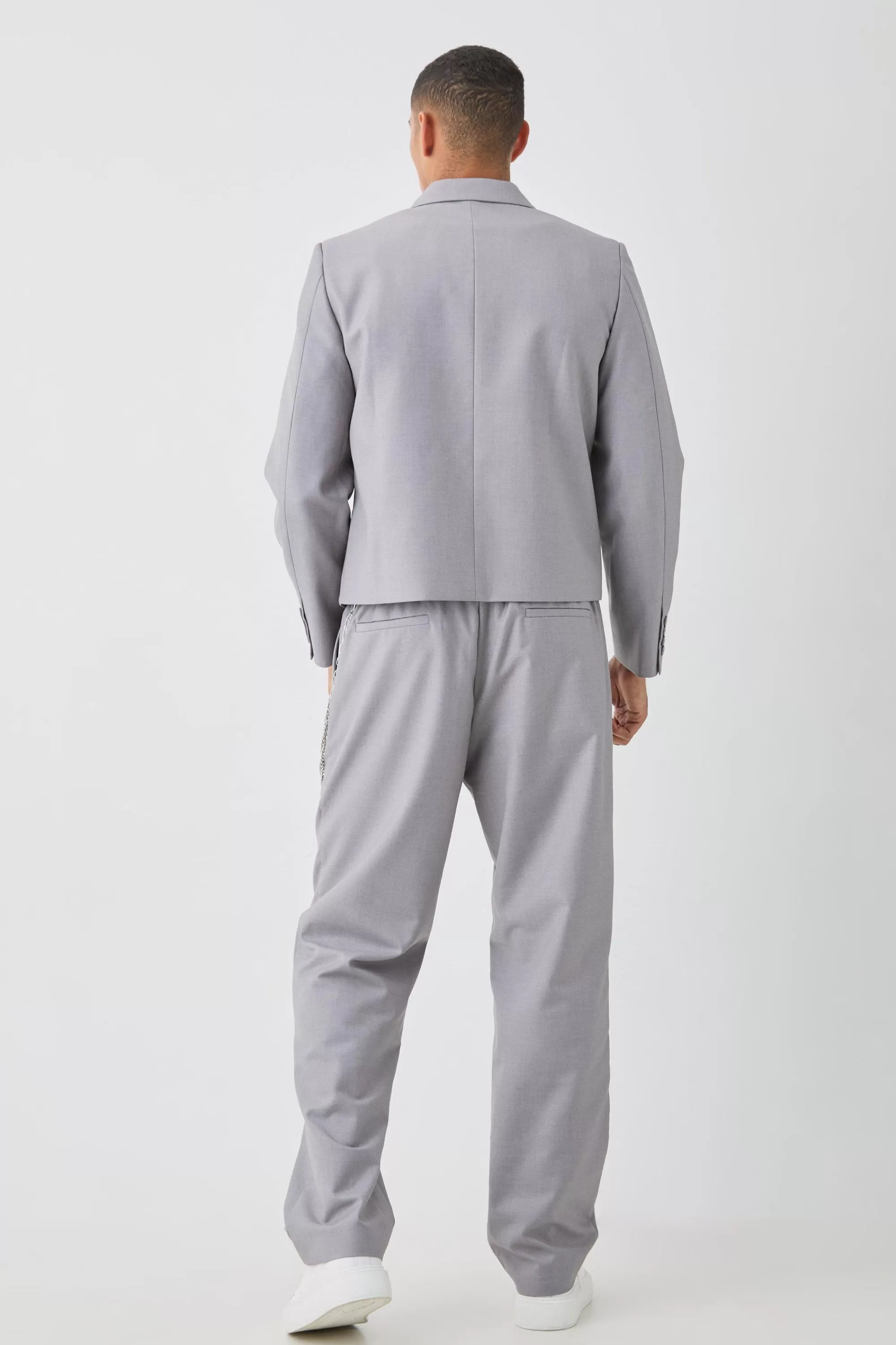 boohooMAN Relaxed Fit Tailored Trouser With Chain In | UK