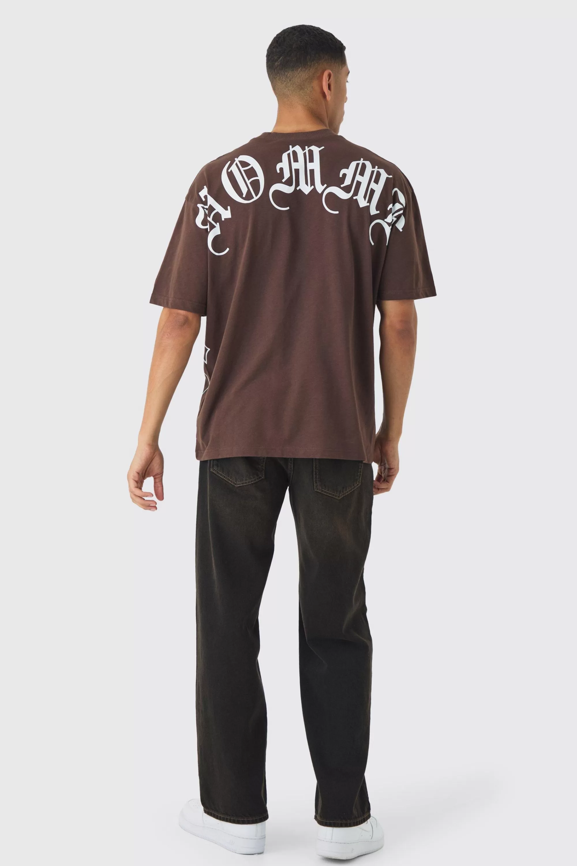 boohooMAN Relaxed Fit Washed Tinted Jeans | UK