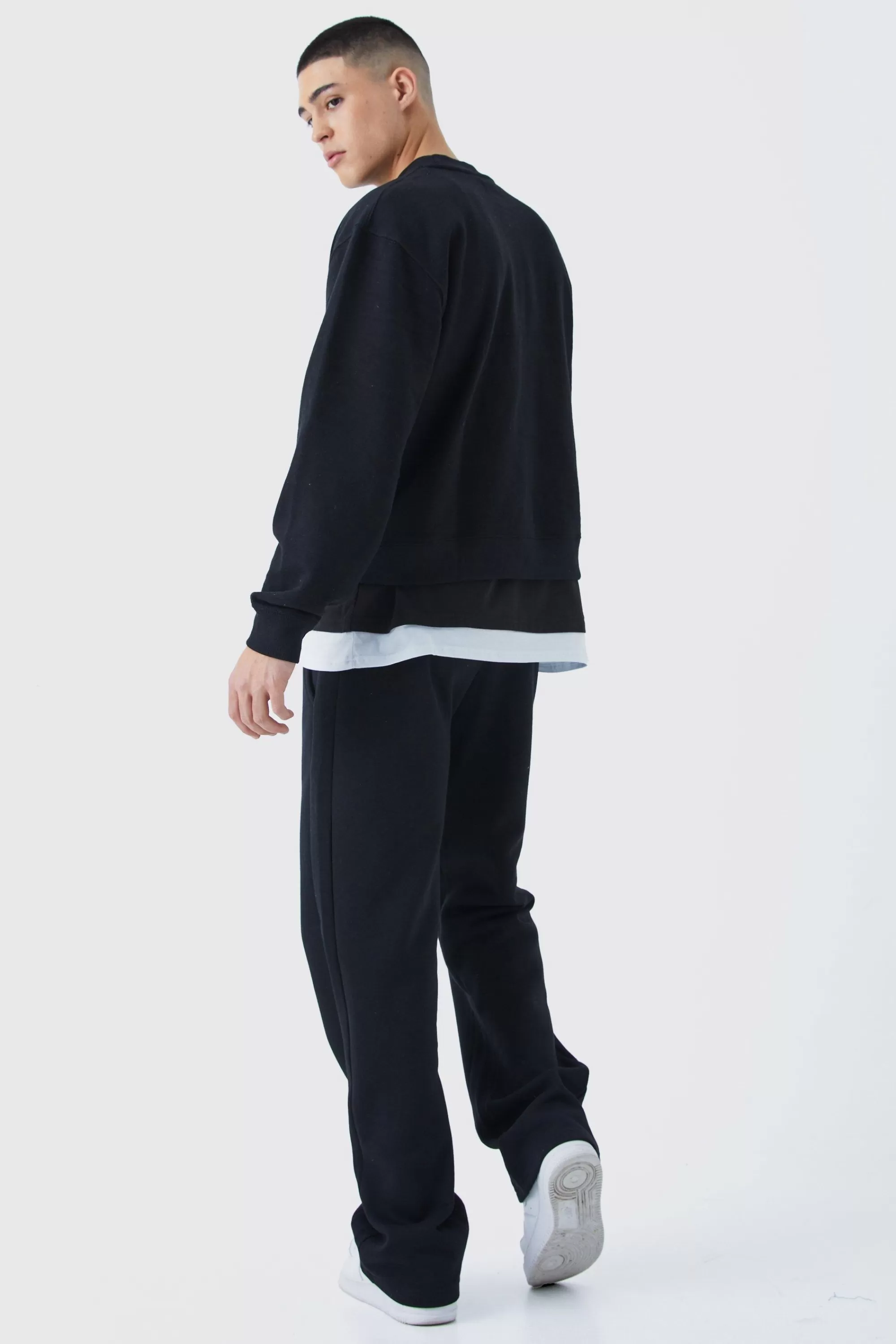 boohooMAN Relaxed Gusset Jogger | UK