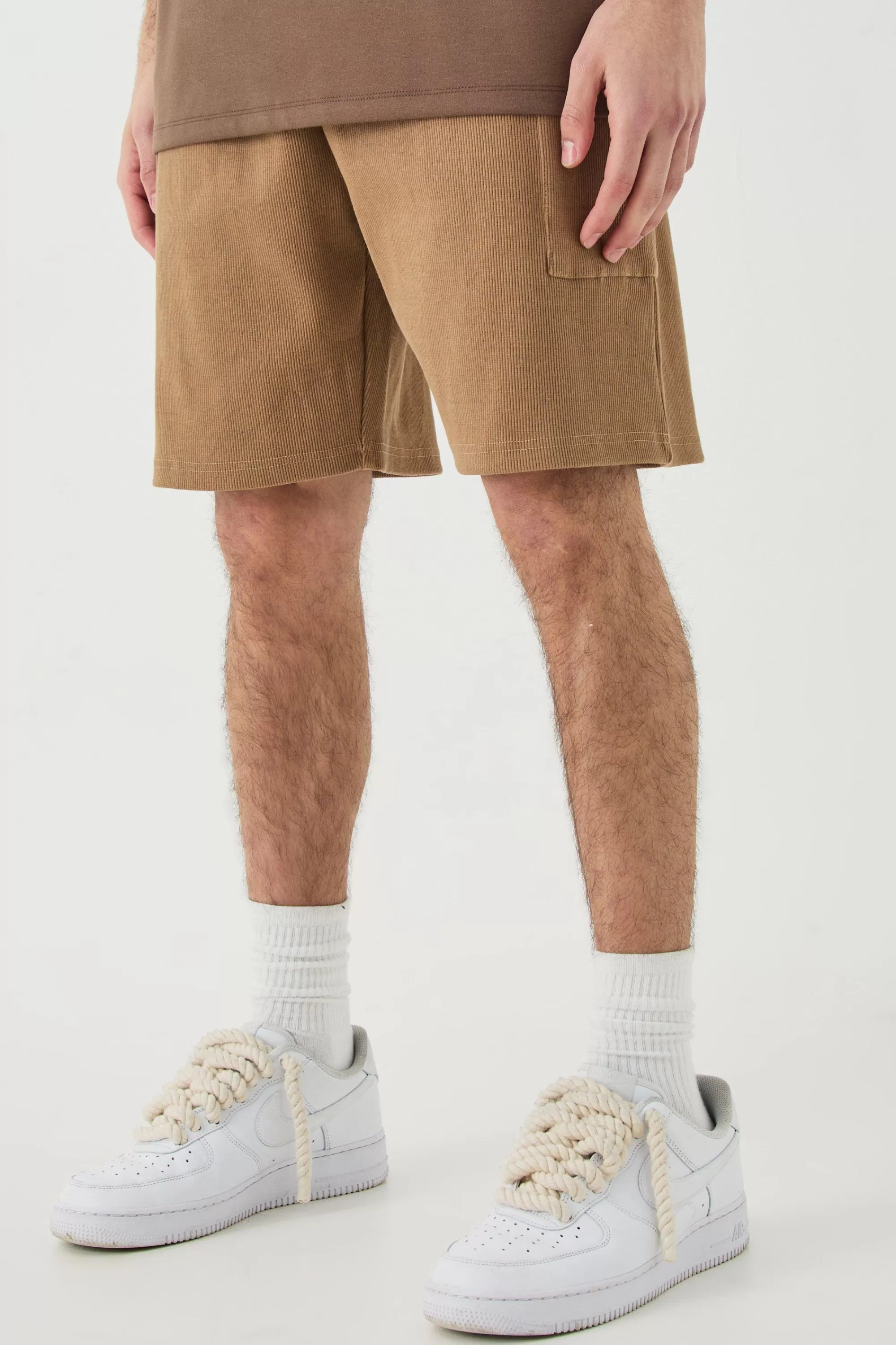 boohooMAN Relaxed Heavyweight Ribbed Patch Pocket Short | UK