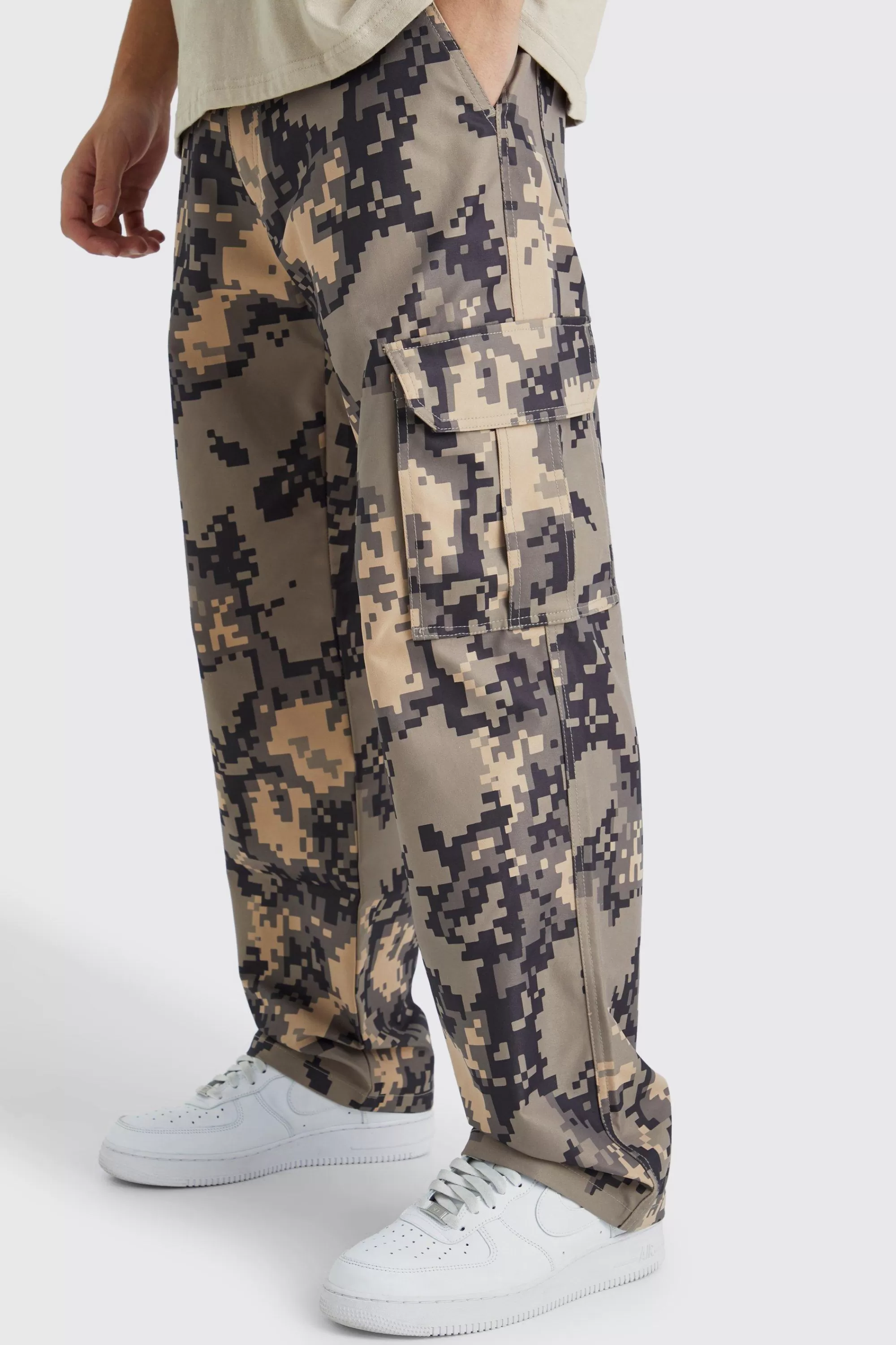 boohooMAN Relaxed Pixelated Camo Cargo Trouser | UK