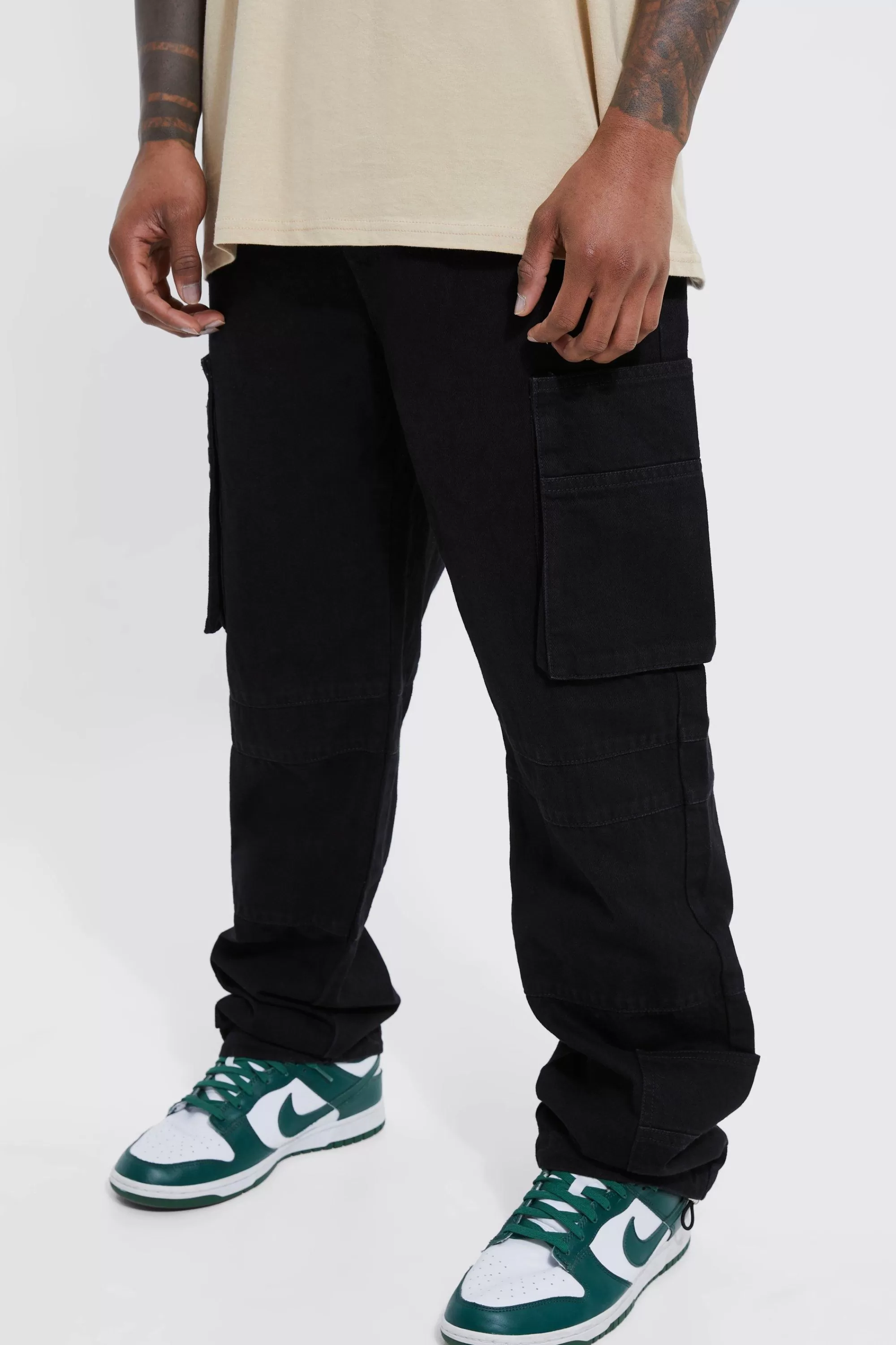 boohooMAN Relaxed Rigid Cargo Jeans With Cuff | UK