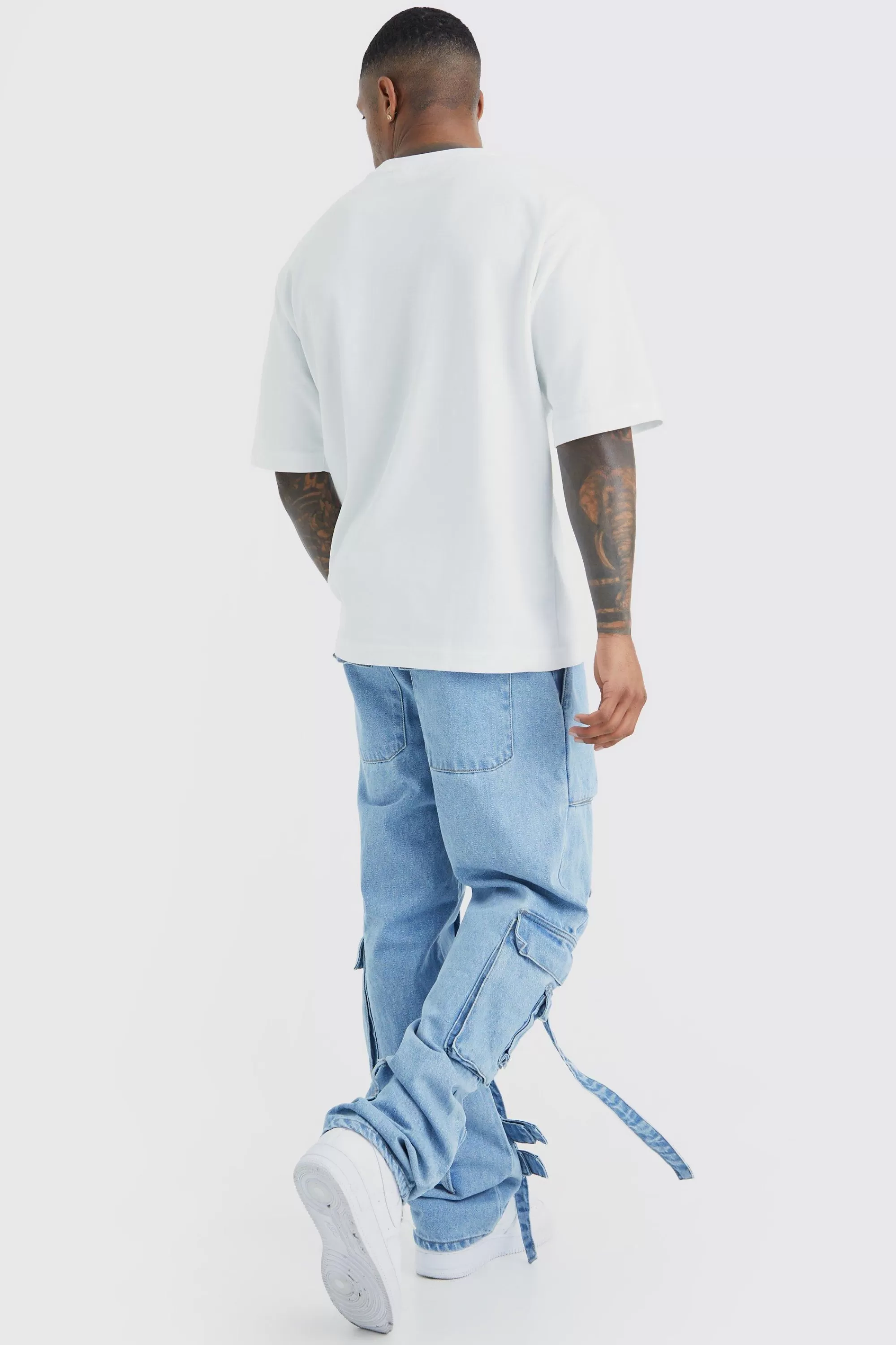 boohooMAN Relaxed Rigid Elastic Waist Cargo Jeans | UK