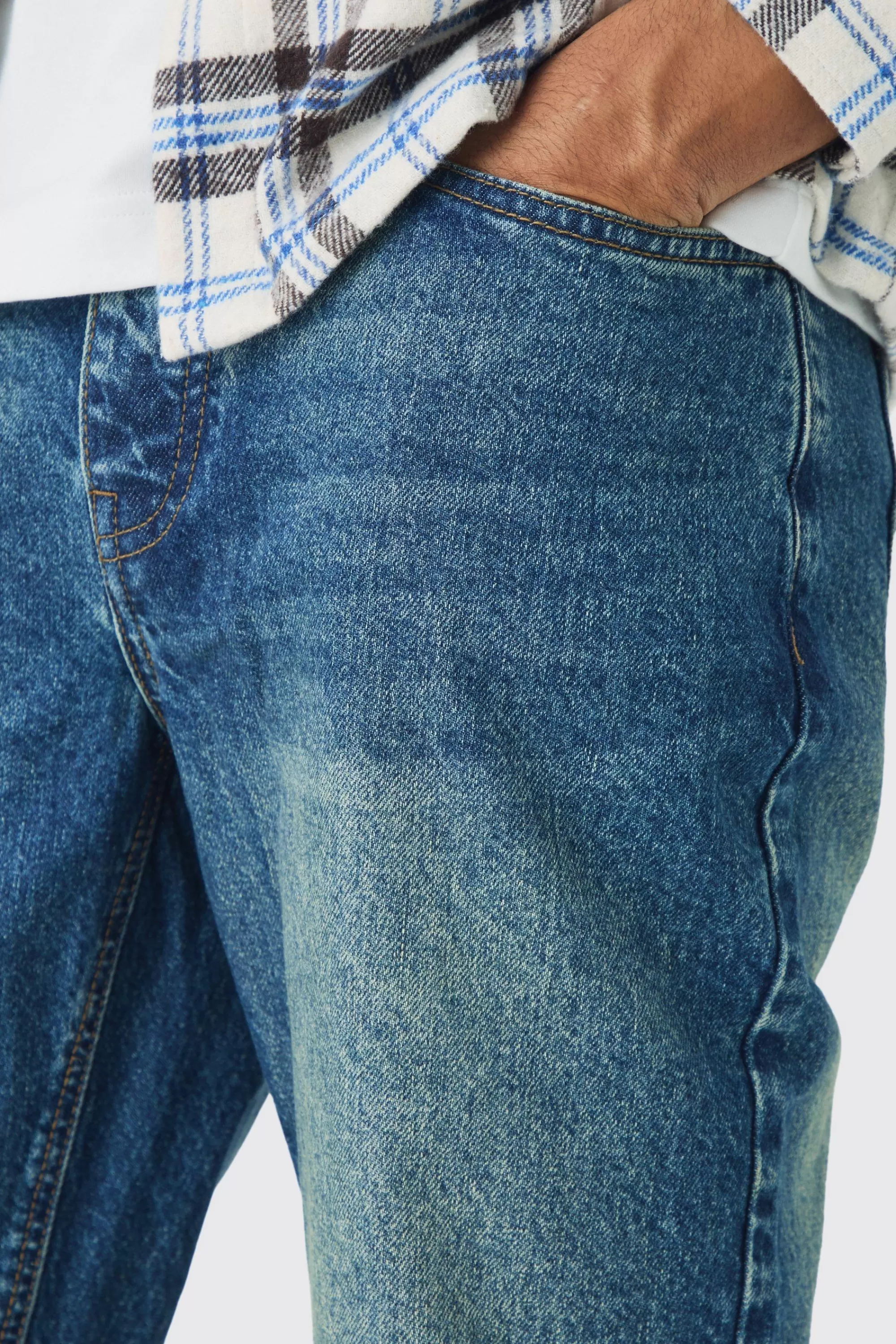 boohooMAN Relaxed Rigid Jean In | UK