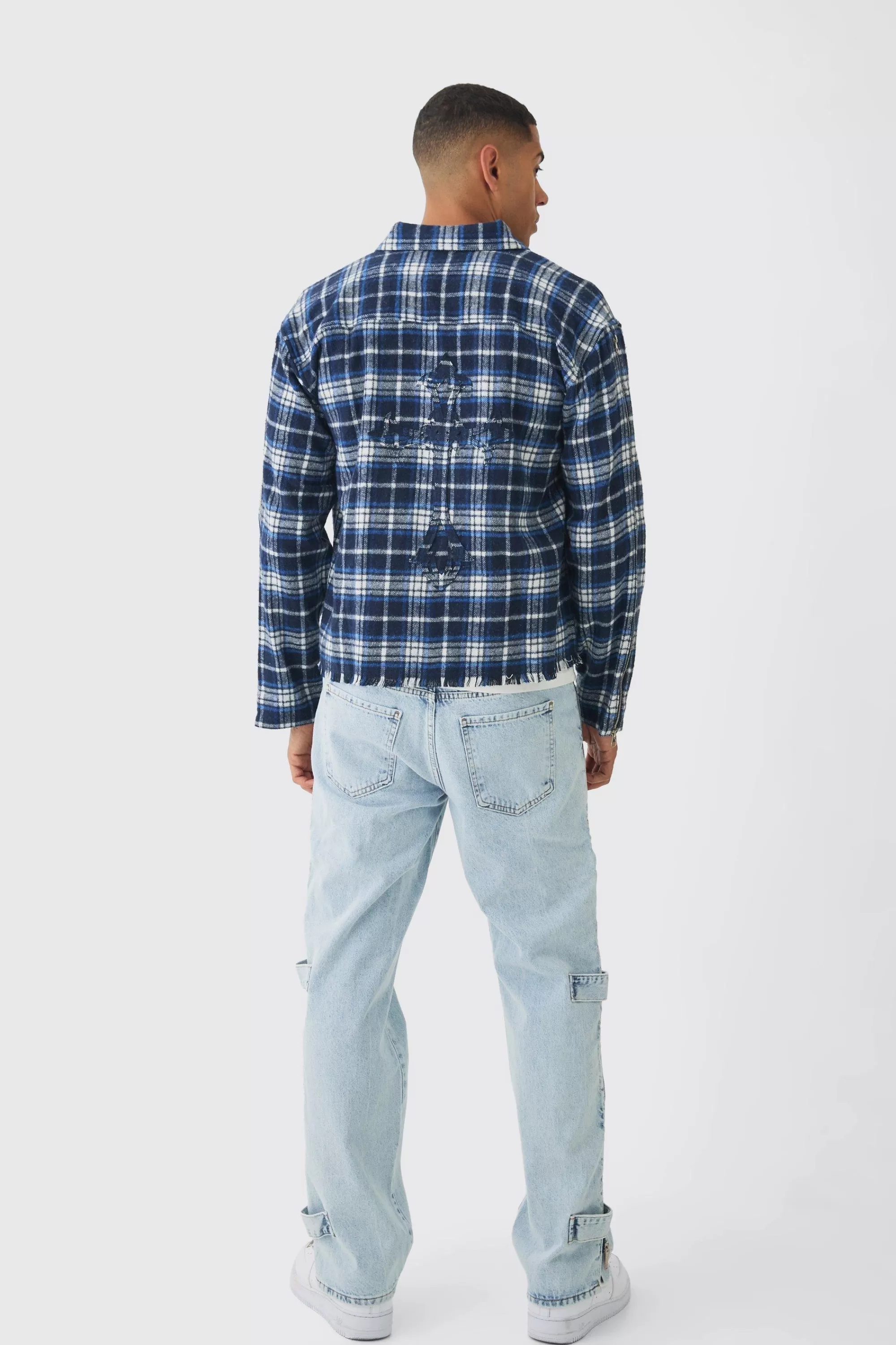 boohooMAN Relaxed Rigid Zip Detail Acid Washed Jeans | UK