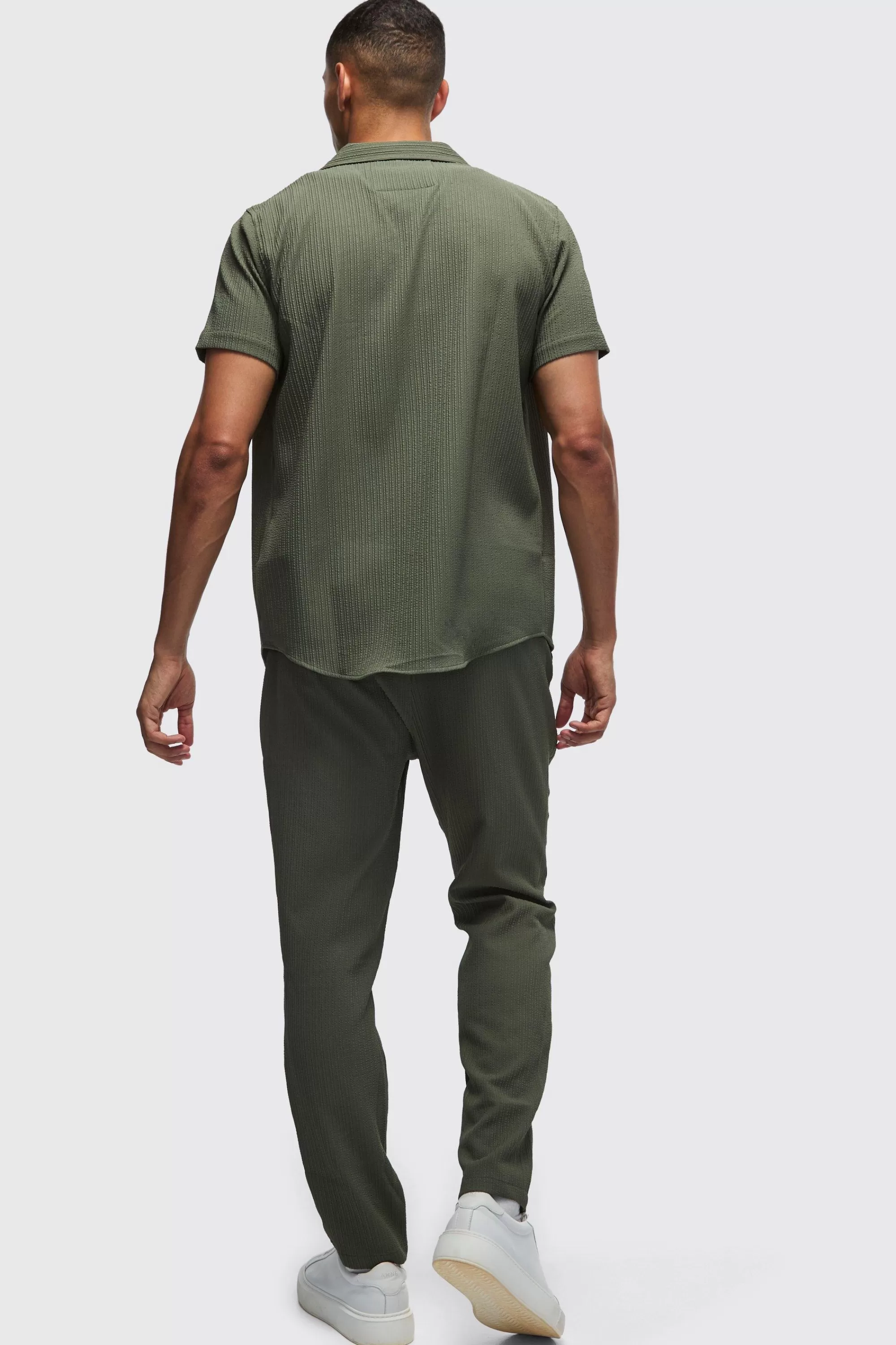 boohooMAN Seersucker Revere Collar Shirt & Trouser Set | UK