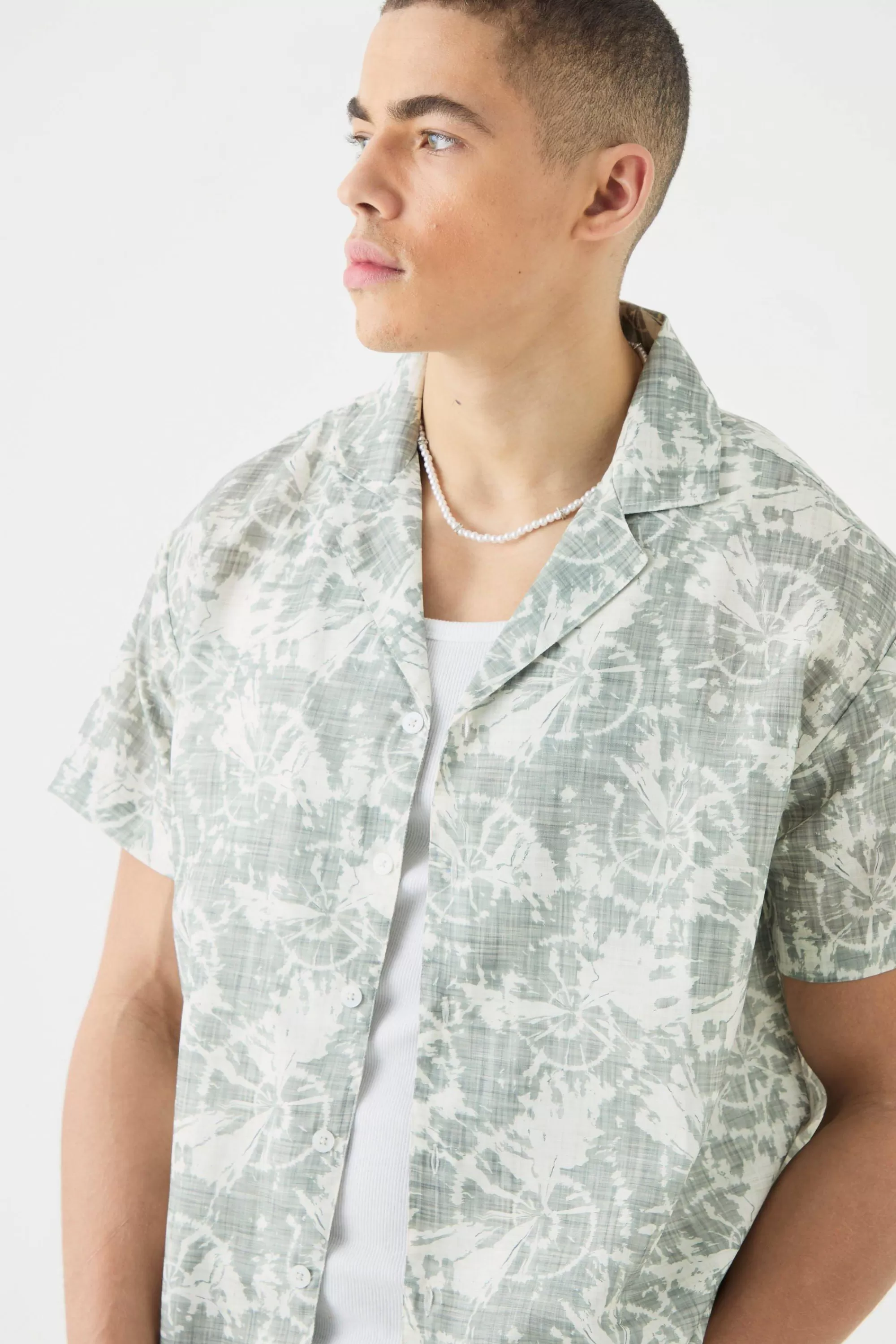 boohooMAN Short Sleeve Boxy Slub Tie Dye Shirt | UK