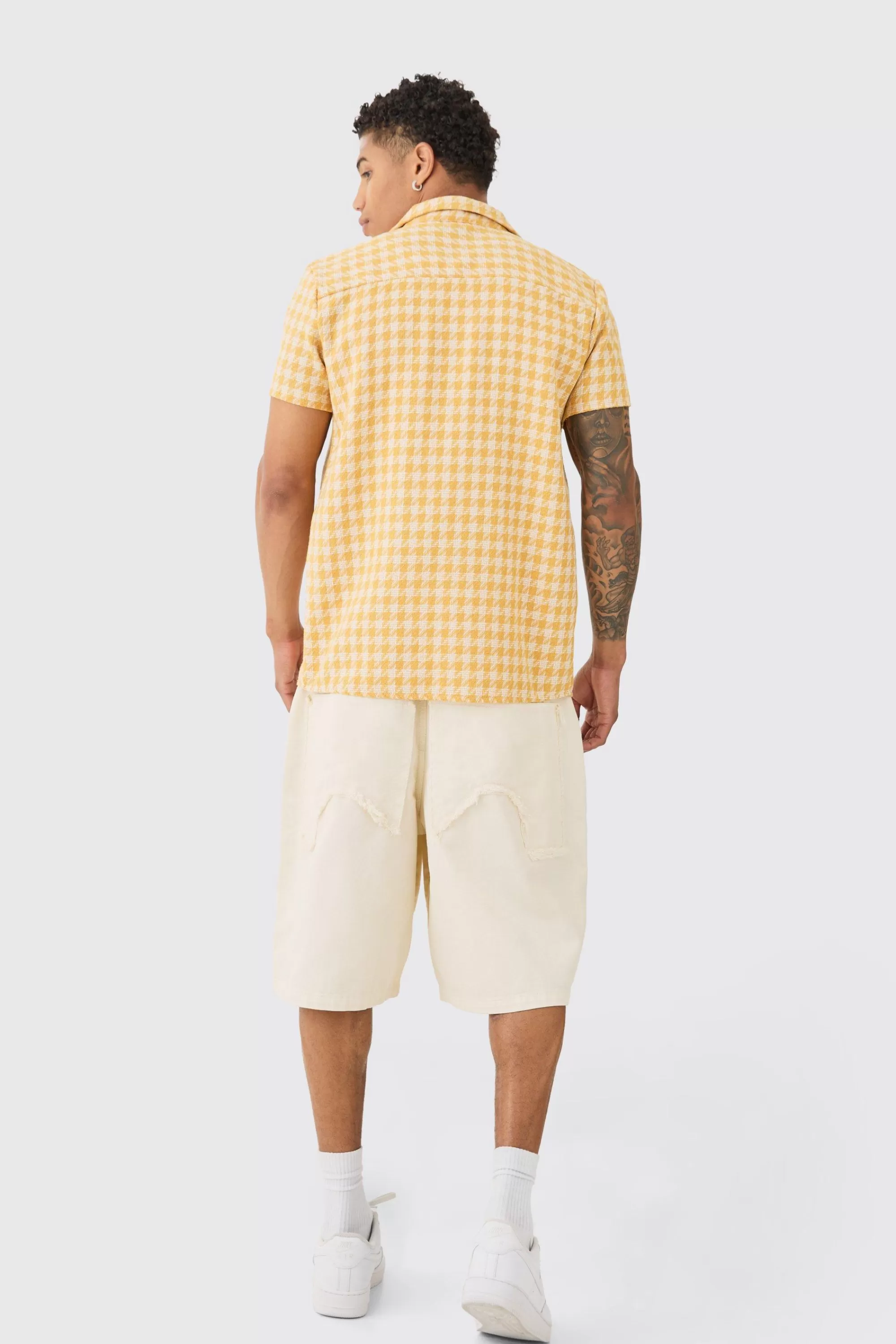 boohooMAN Short Sleeve Linen Look Houndstooth Shirt | UK