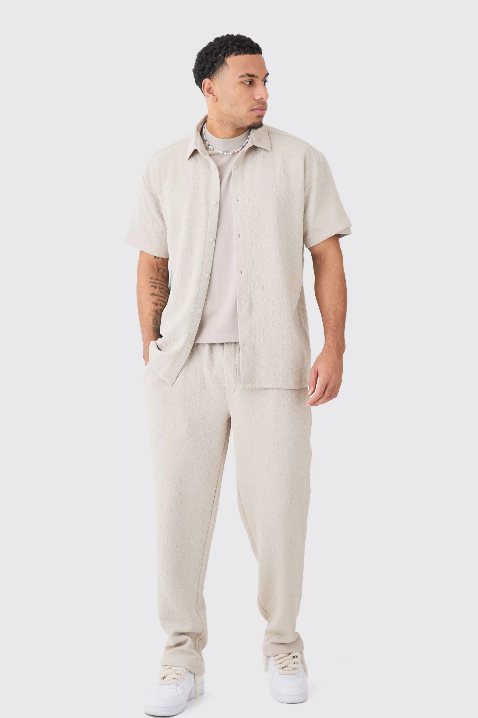 boohooMAN Short Sleeve Oversized Diamond Stretch Shirt & Trouser | UK