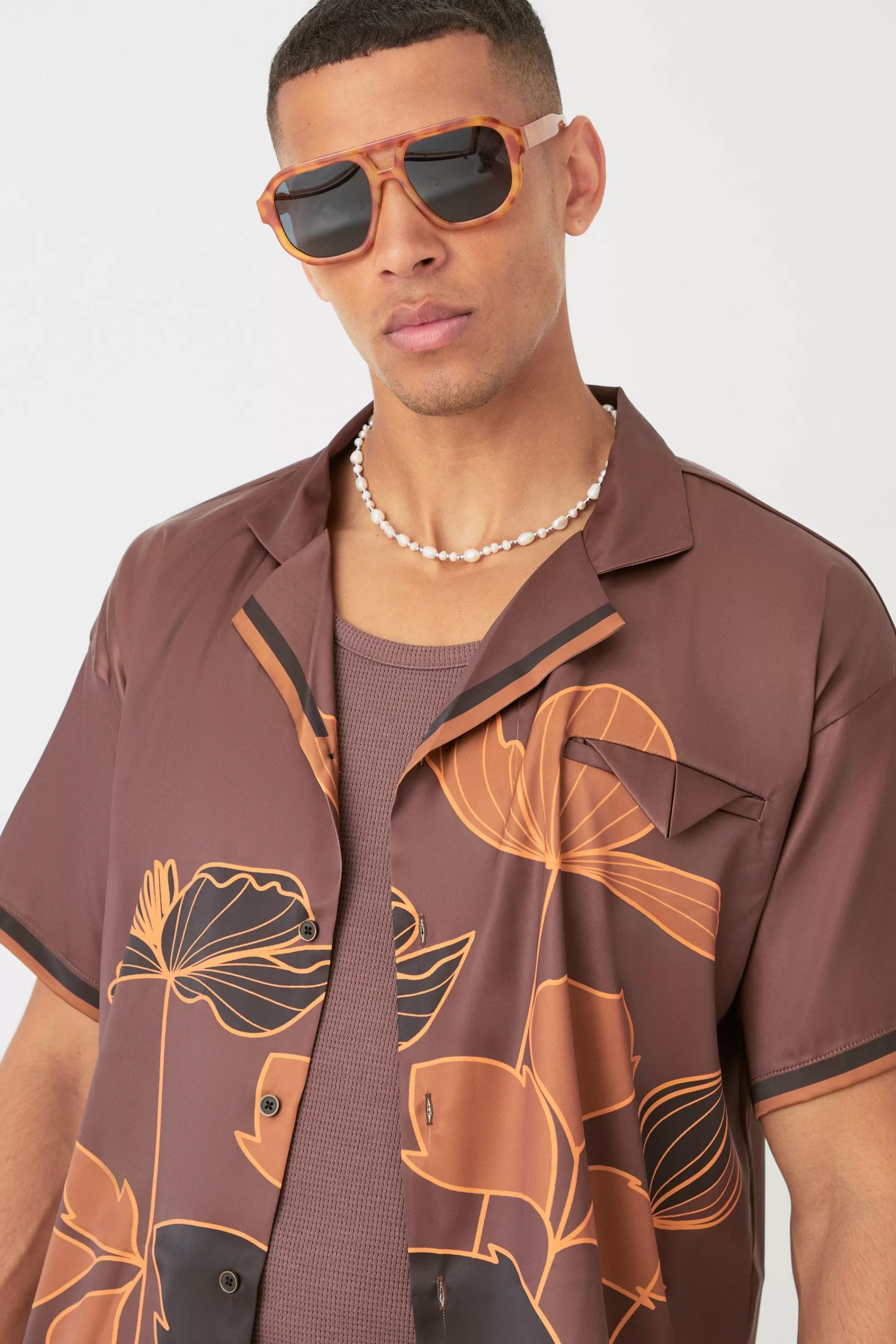 boohooMAN Short Sleeve Satin Boxy Floral Shirt & Trouser | UK