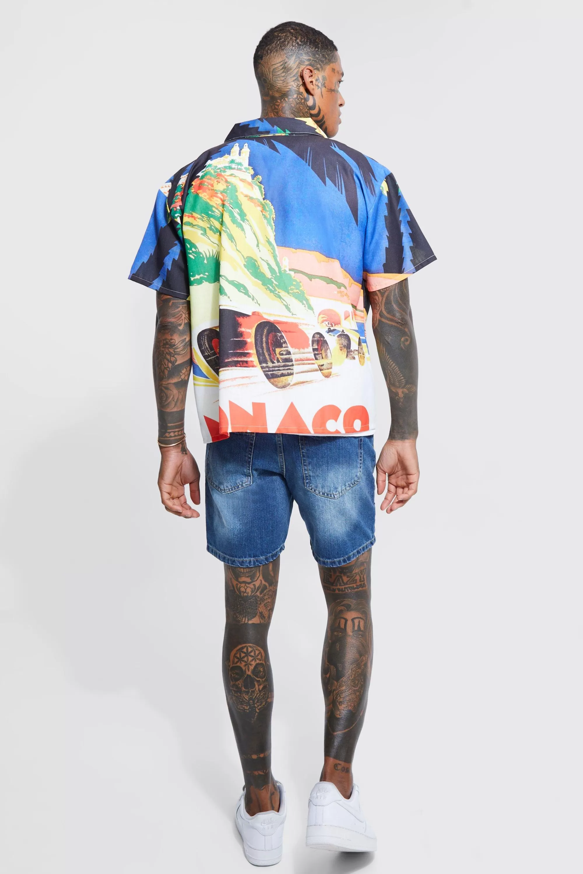 boohooMAN Short Sleeve Slub Boxy Graphic Shirt | UK