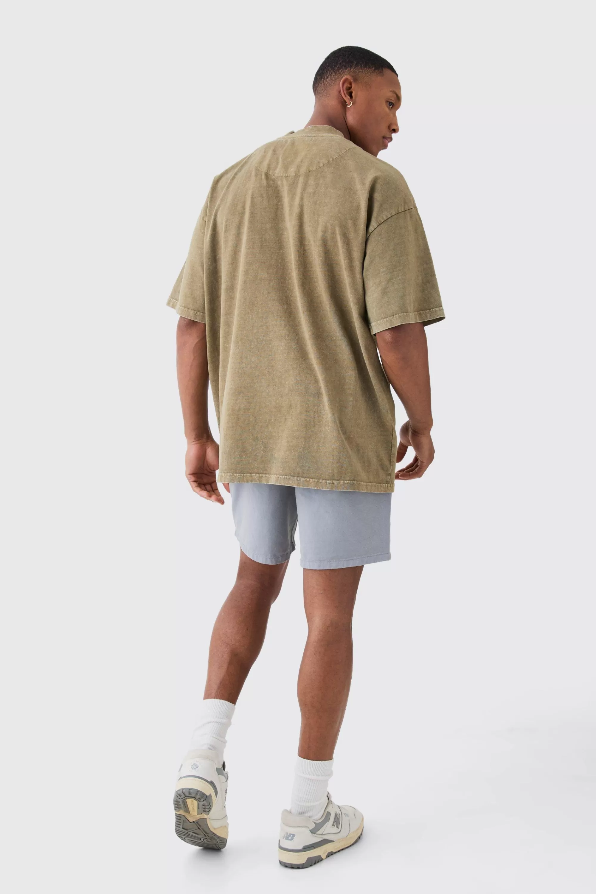 boohooMAN Shorter Length Relaxed Fit Elasticated Waist Chino Shorts In | UK